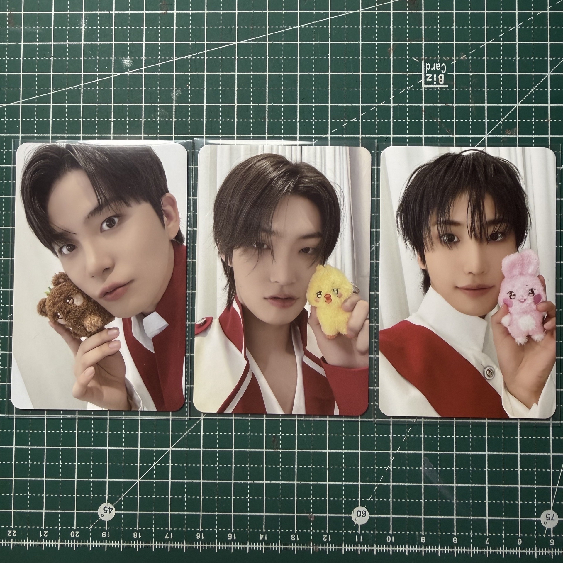 卡包卡三張不拆