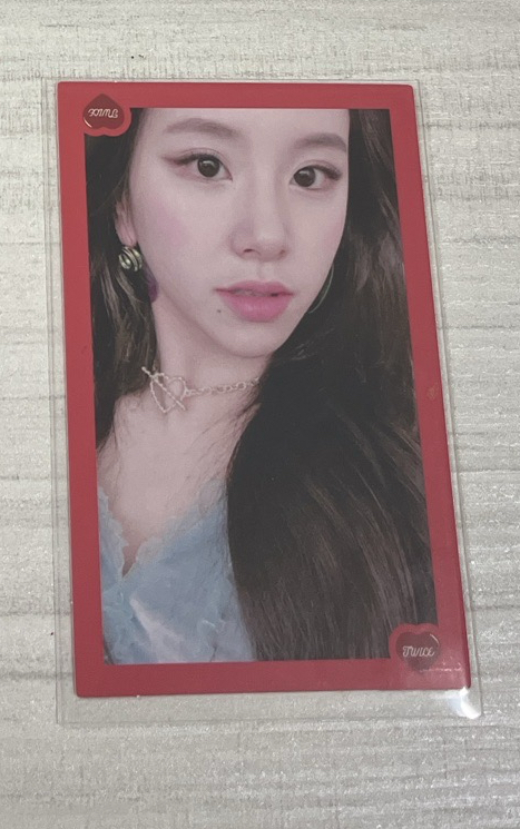 迷五 專卡（右）