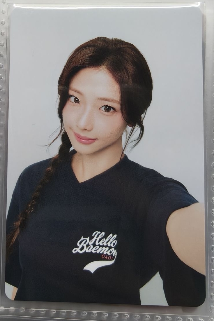 露UNIQLO代言小卡