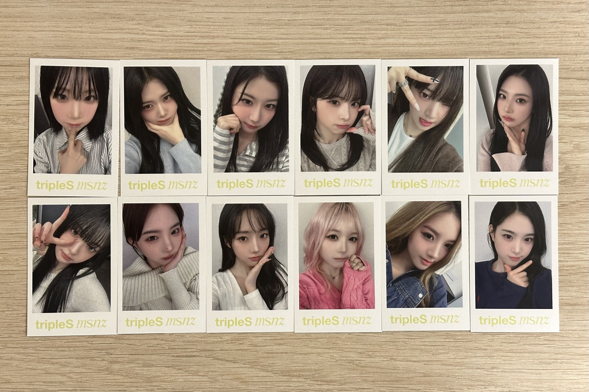 tripleS msnz EL260212 線上簽售特典 當日服裝ver