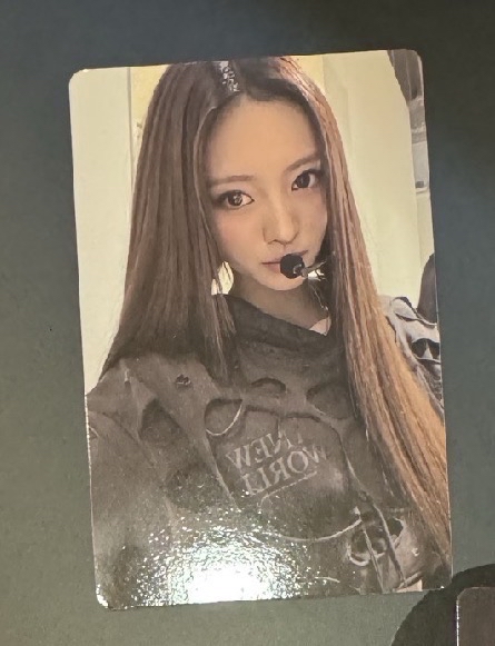 MEOVV Anna TBL手燈特典