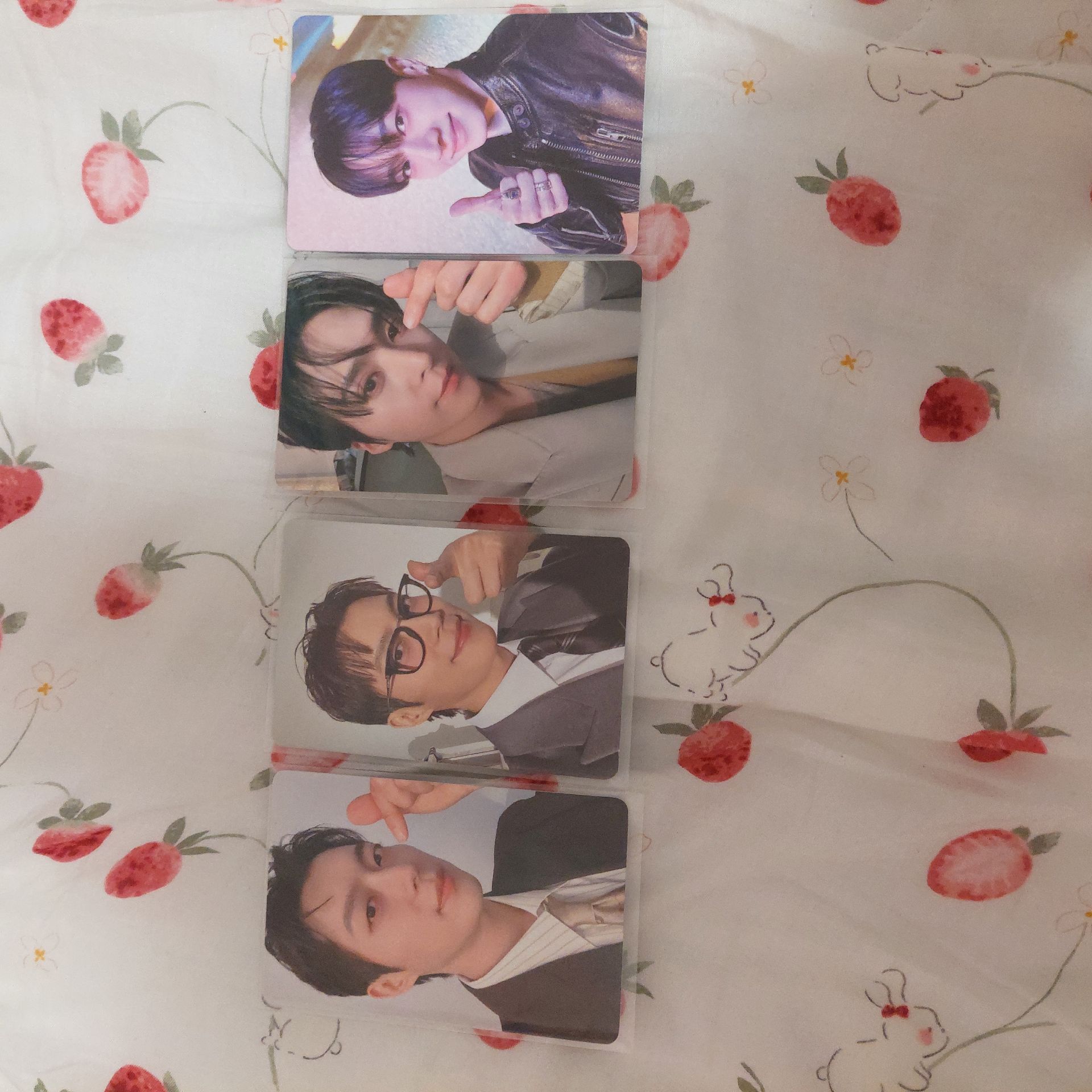 HIGHLIGHT 迷6 專卡 斗俊 起光 東雲 FROM REAL TO SURREAL