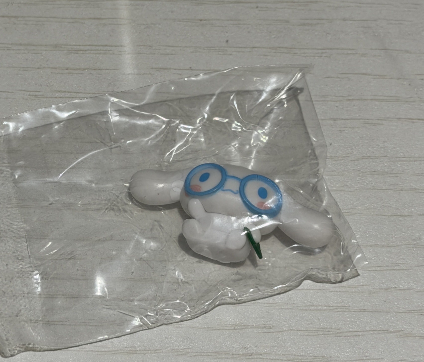 大耳狗（眼鏡）