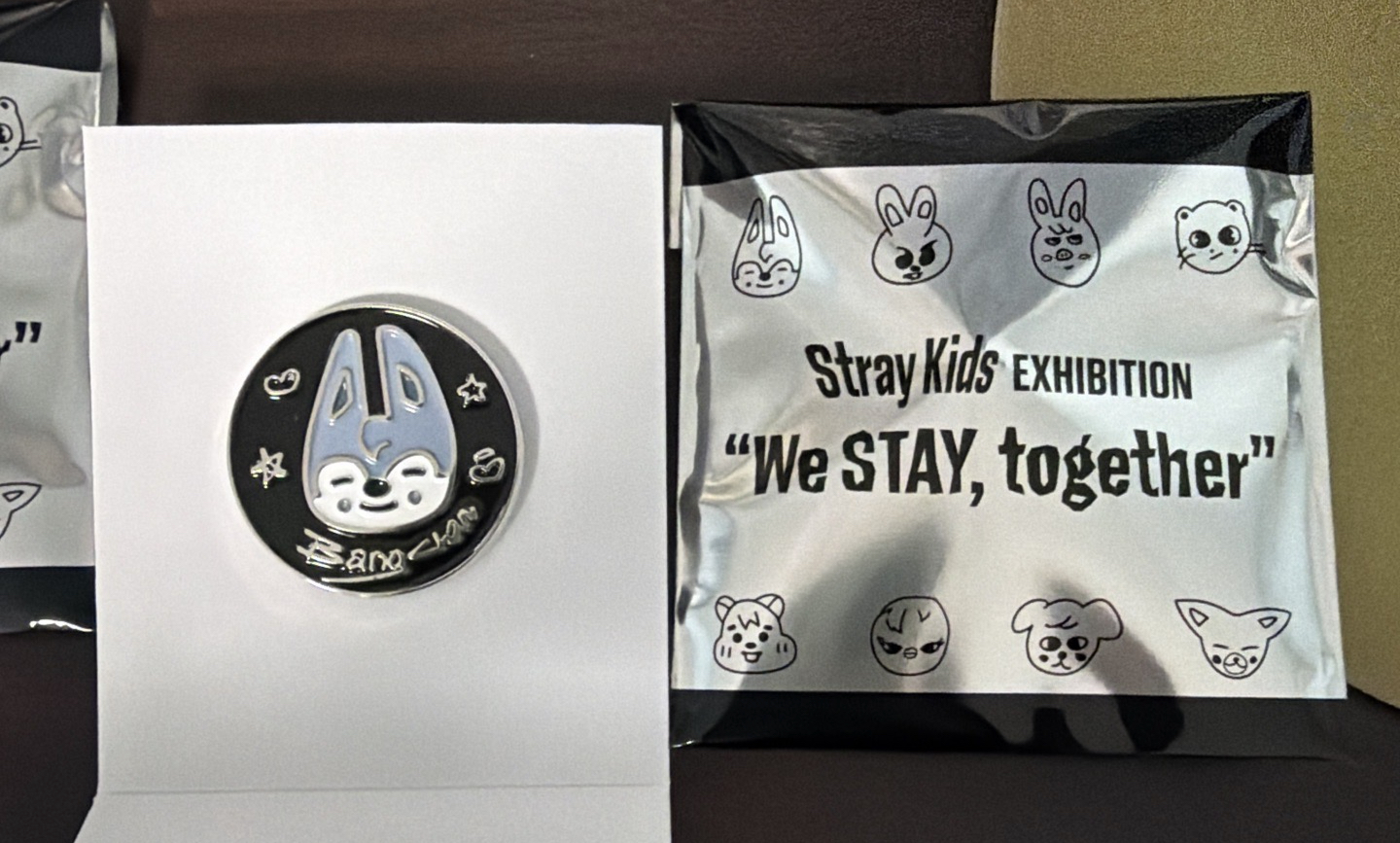 日本展覽 成員自畫徽章