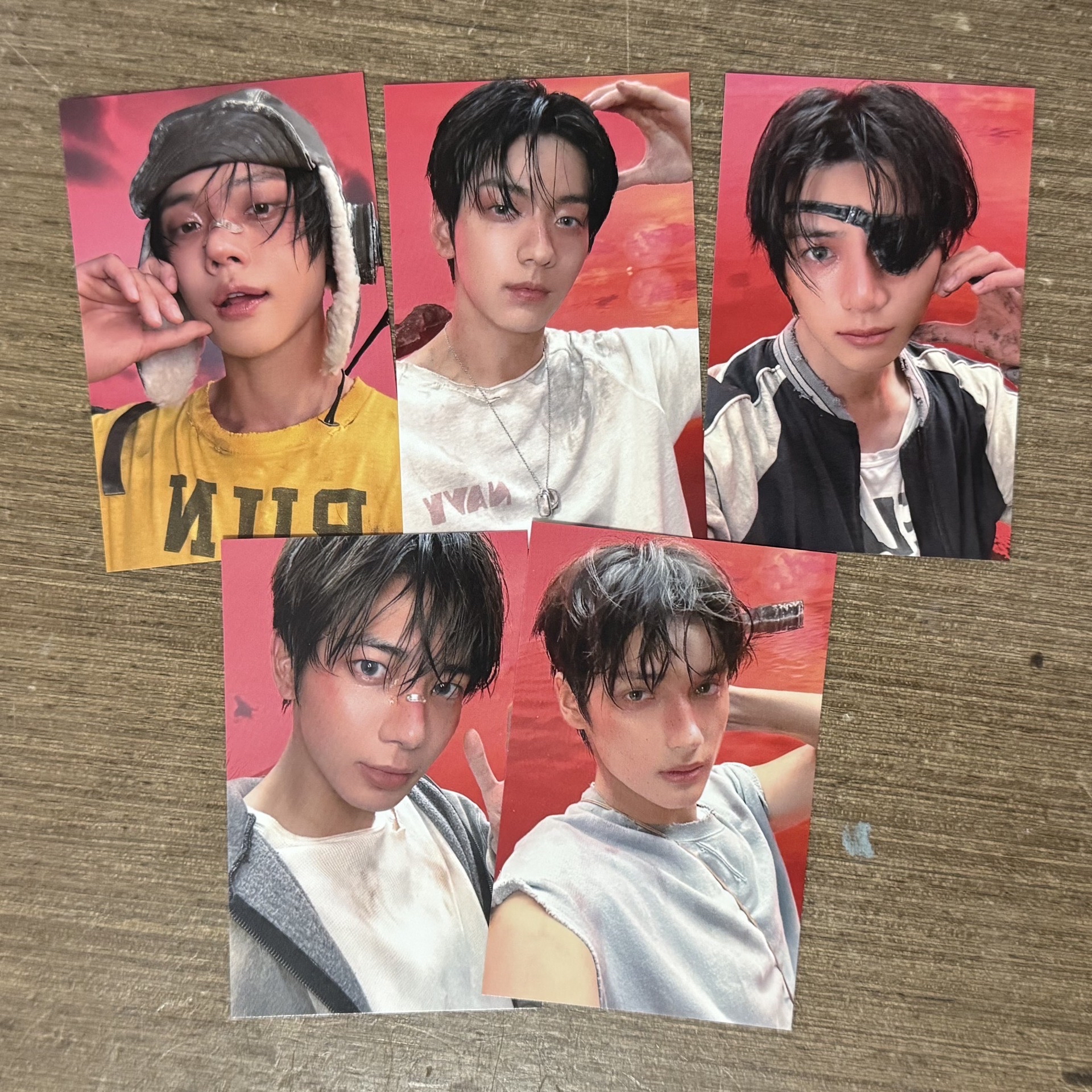 TXT 正四打歌卡一套