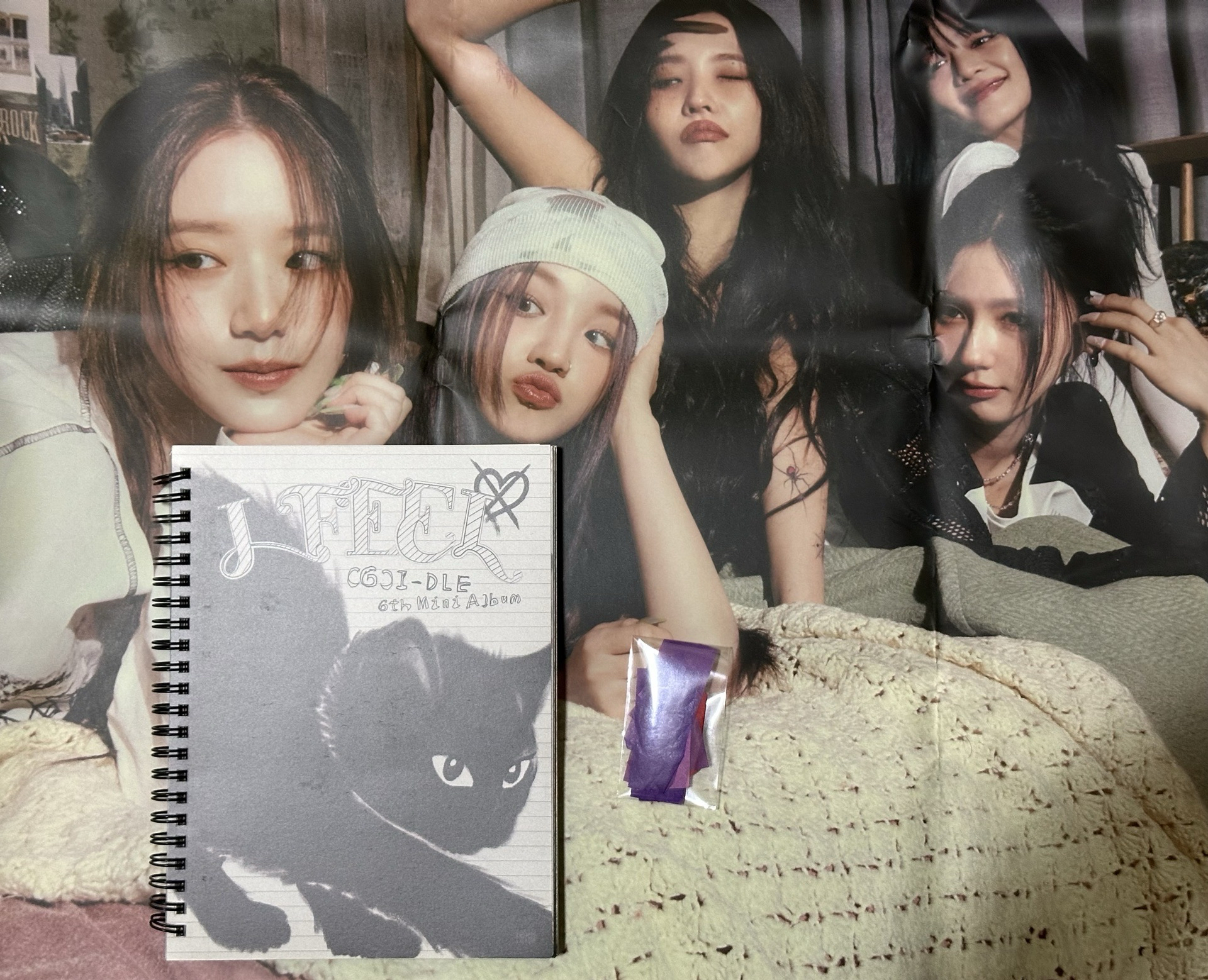 迷六貓版空專+預售大海報送演唱會彩帶