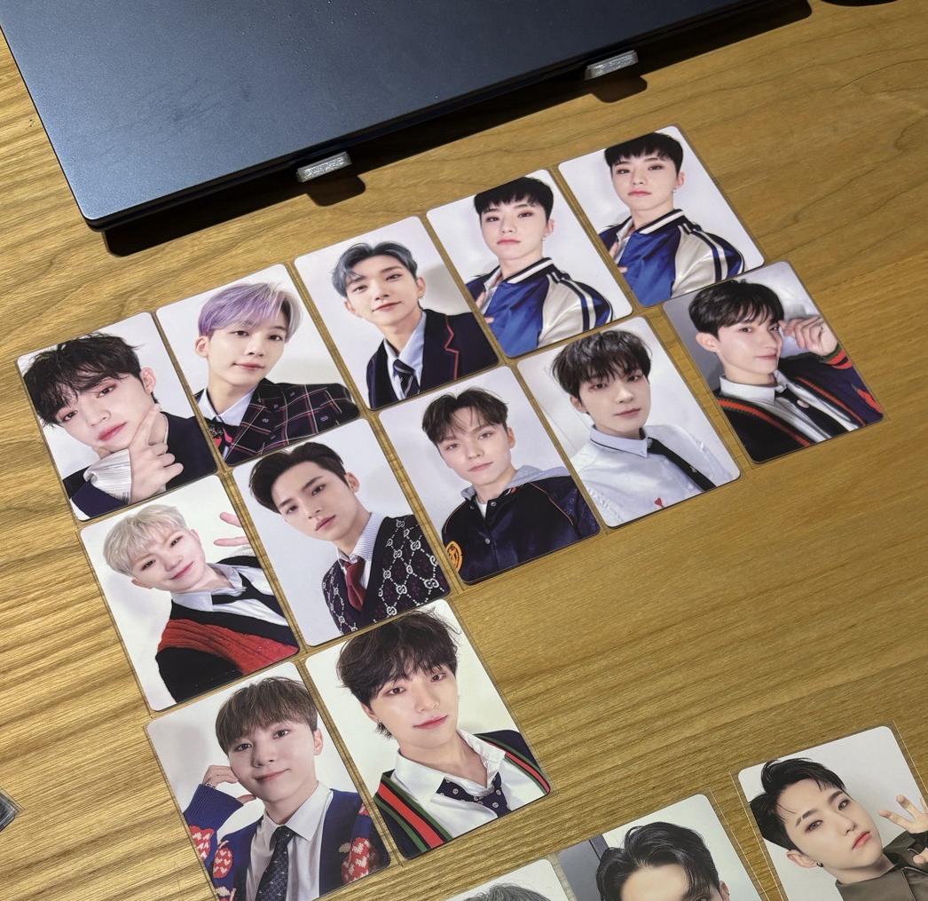 pol dvd卡一套（多一張榮）