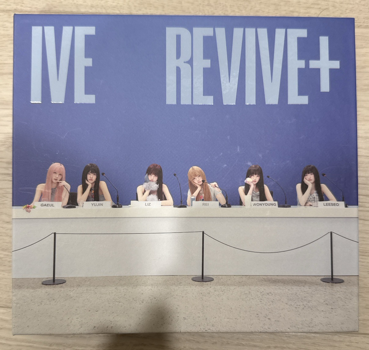 REVIVE+ SPOILERS ver. 專輯 PB版