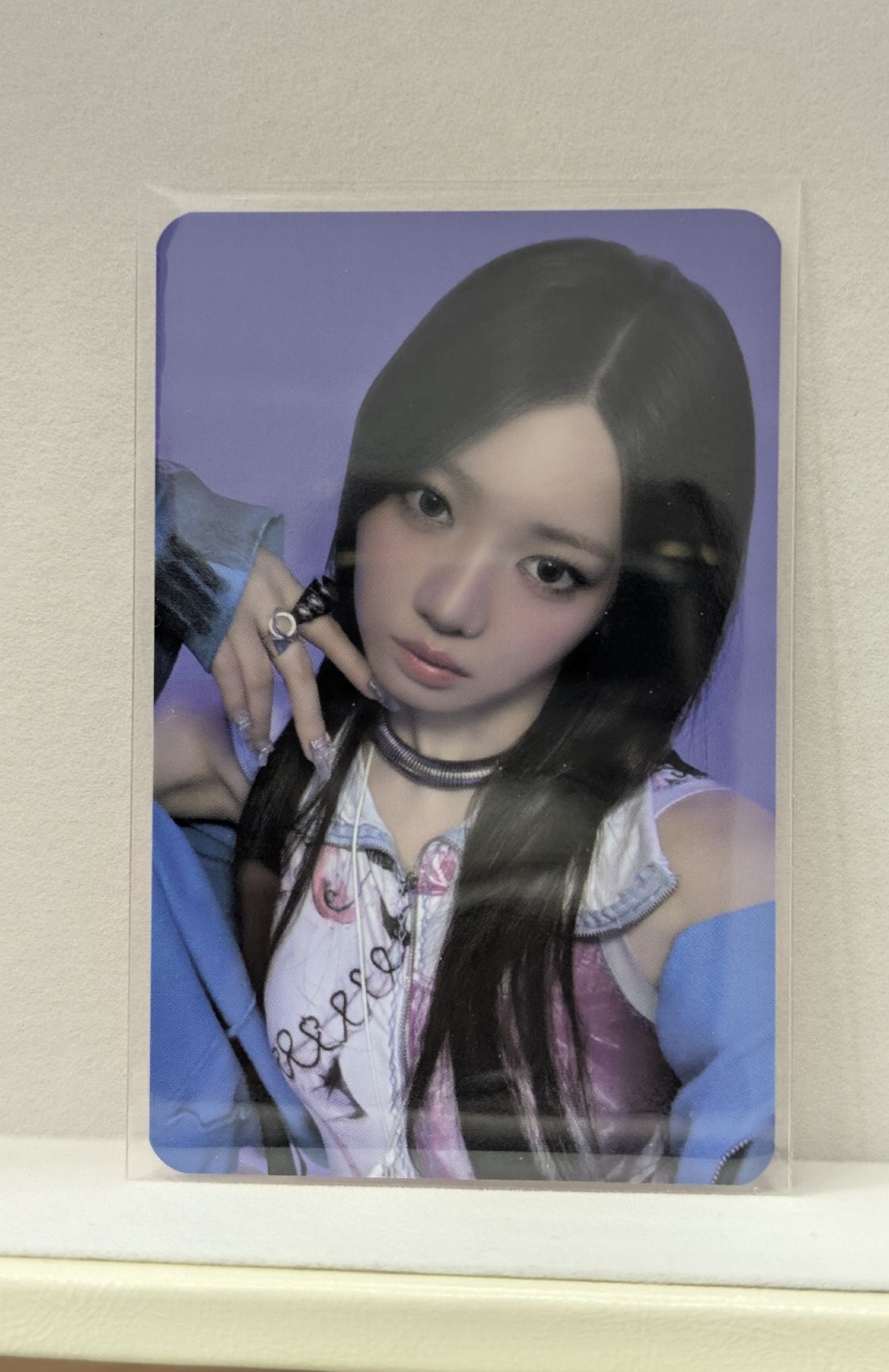 WE GO UP 毛絨吊飾卡 茶