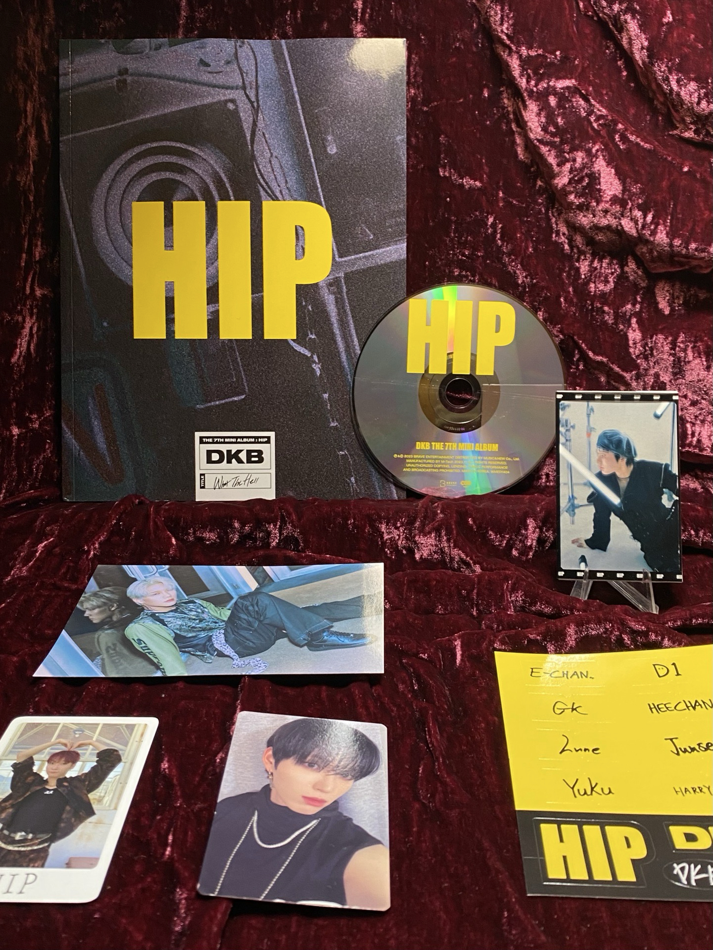 ⎝DKB⎞7th Mini Album 'HIP’ HIGH Ver. 近全專