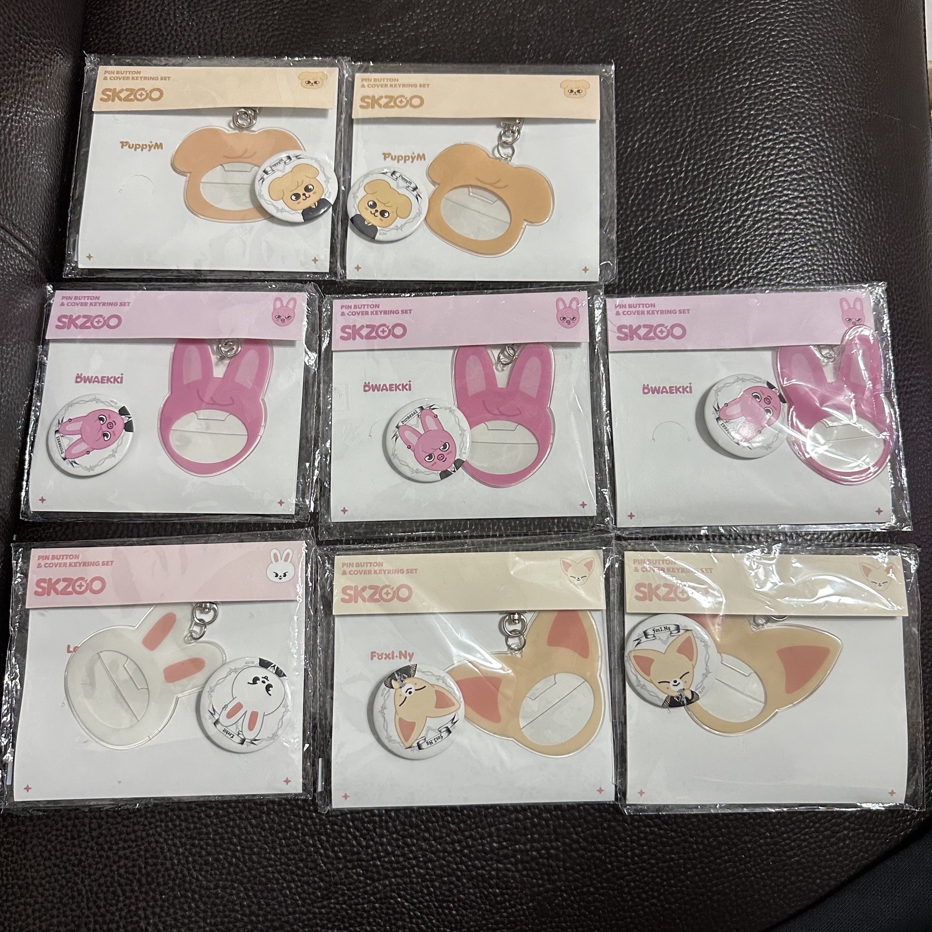 SKZOO dominATE快閃咖啡廳徽章套set