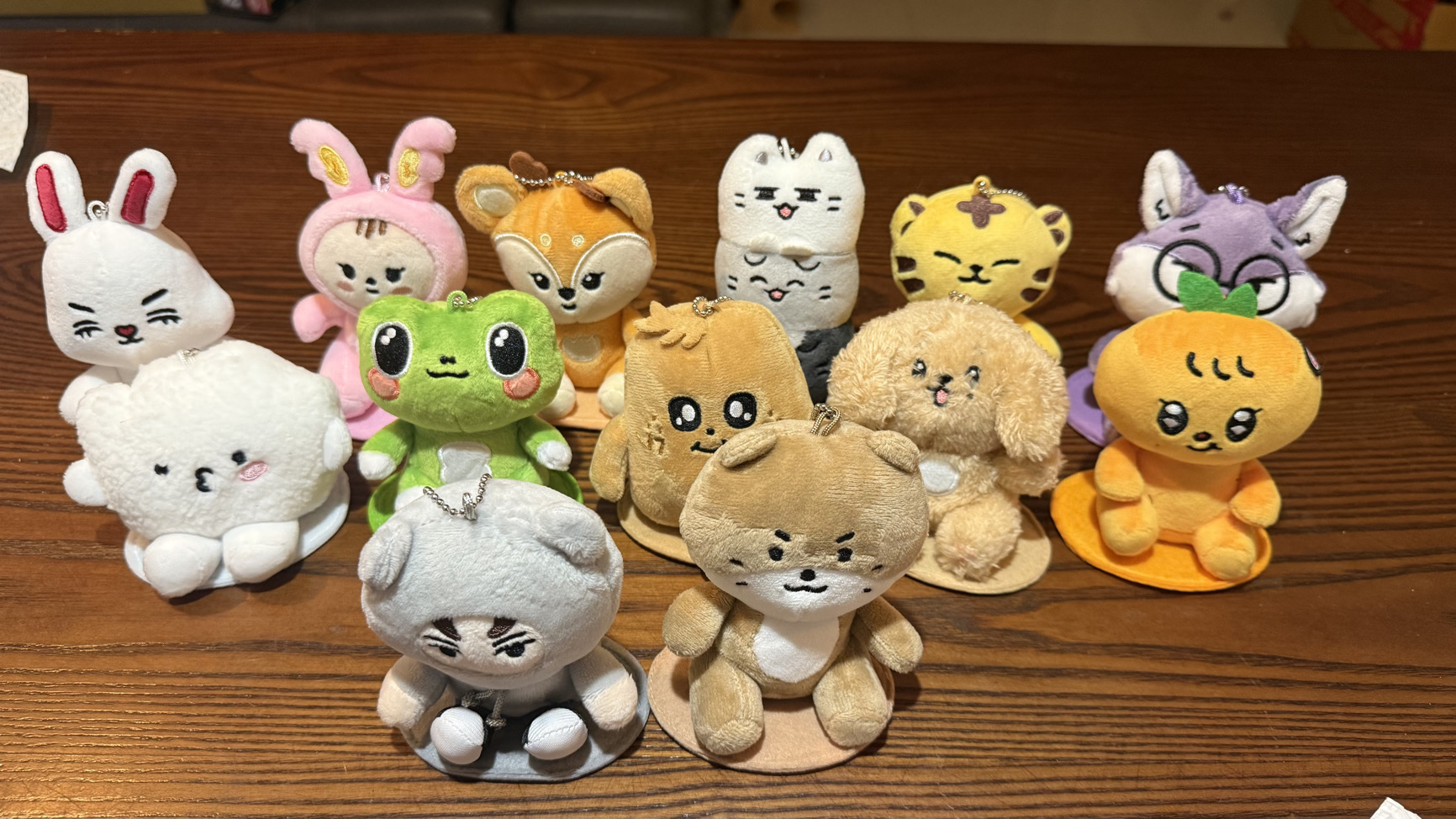 芊芊（請按完成訂單❤️）