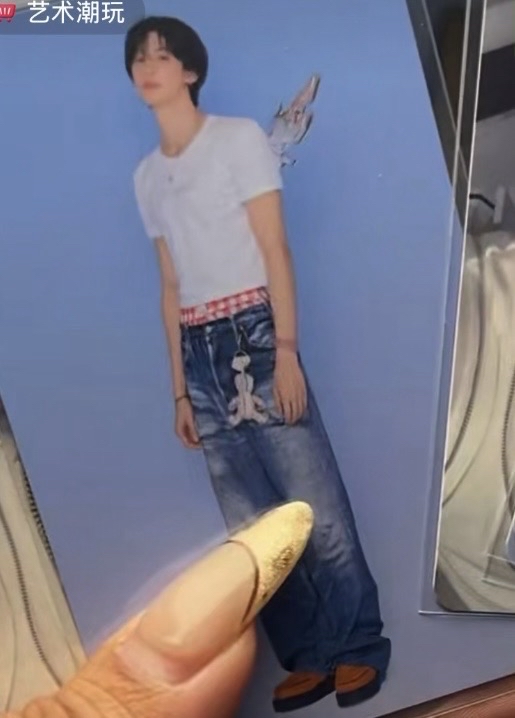 李燦榮 年曆後續隨機卡