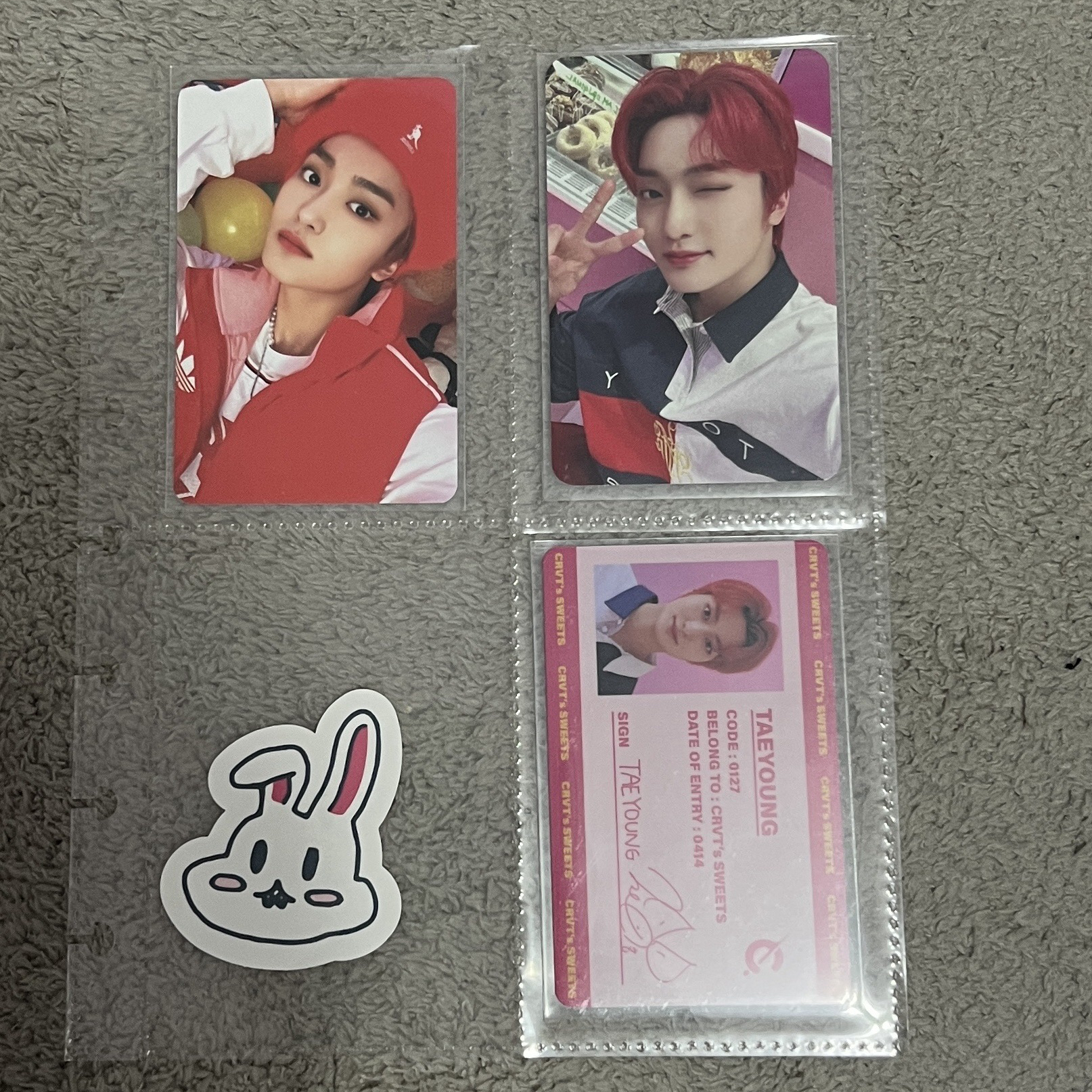 23年曆+特典卡 很漂亮的一組💖🦊