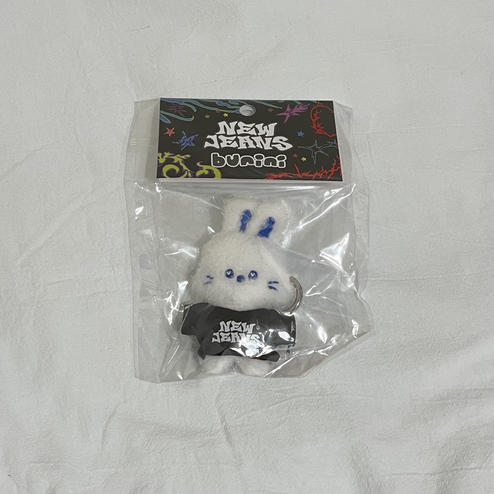 NewJeans How Sweet 白兔吊飾