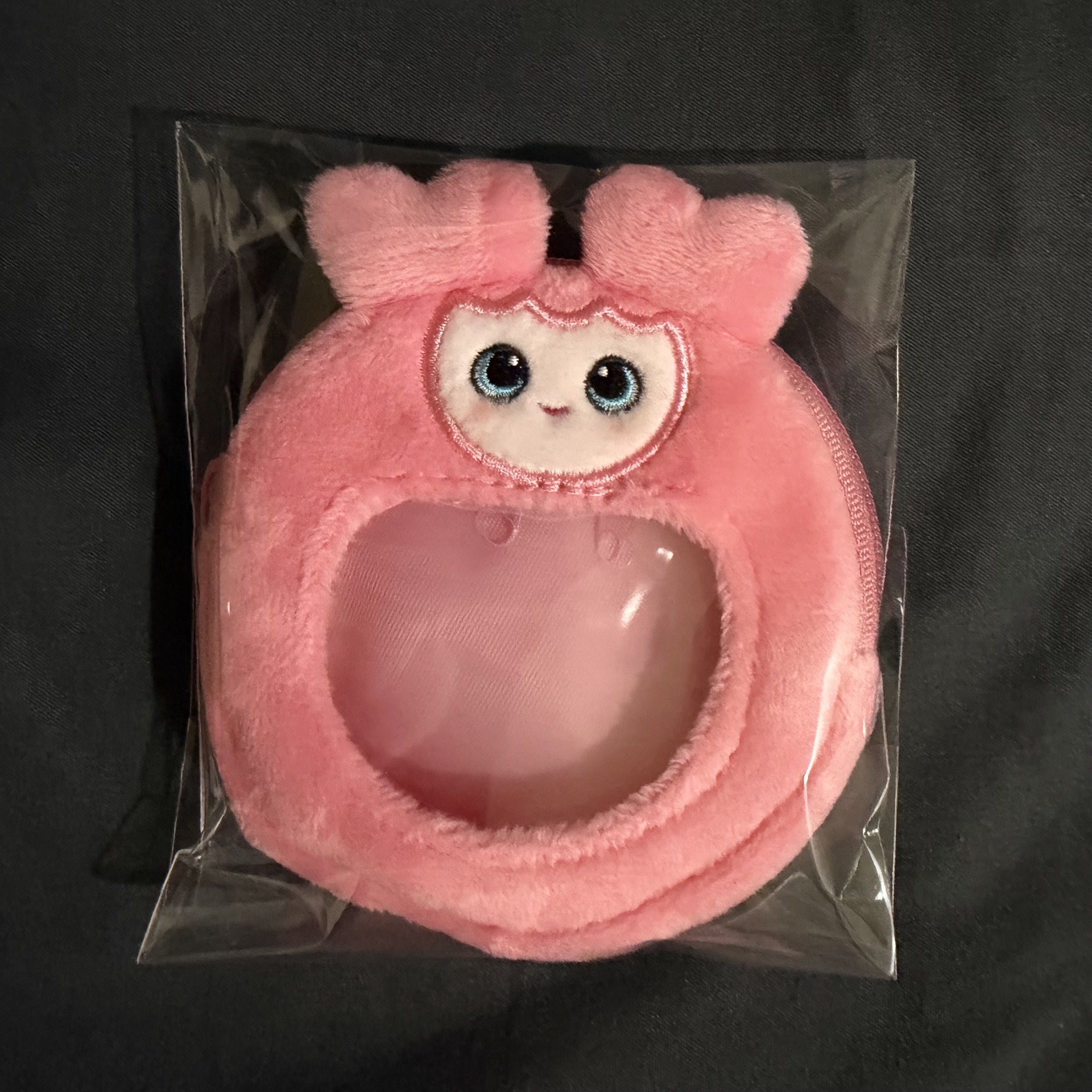 TWICE momo 徽章套