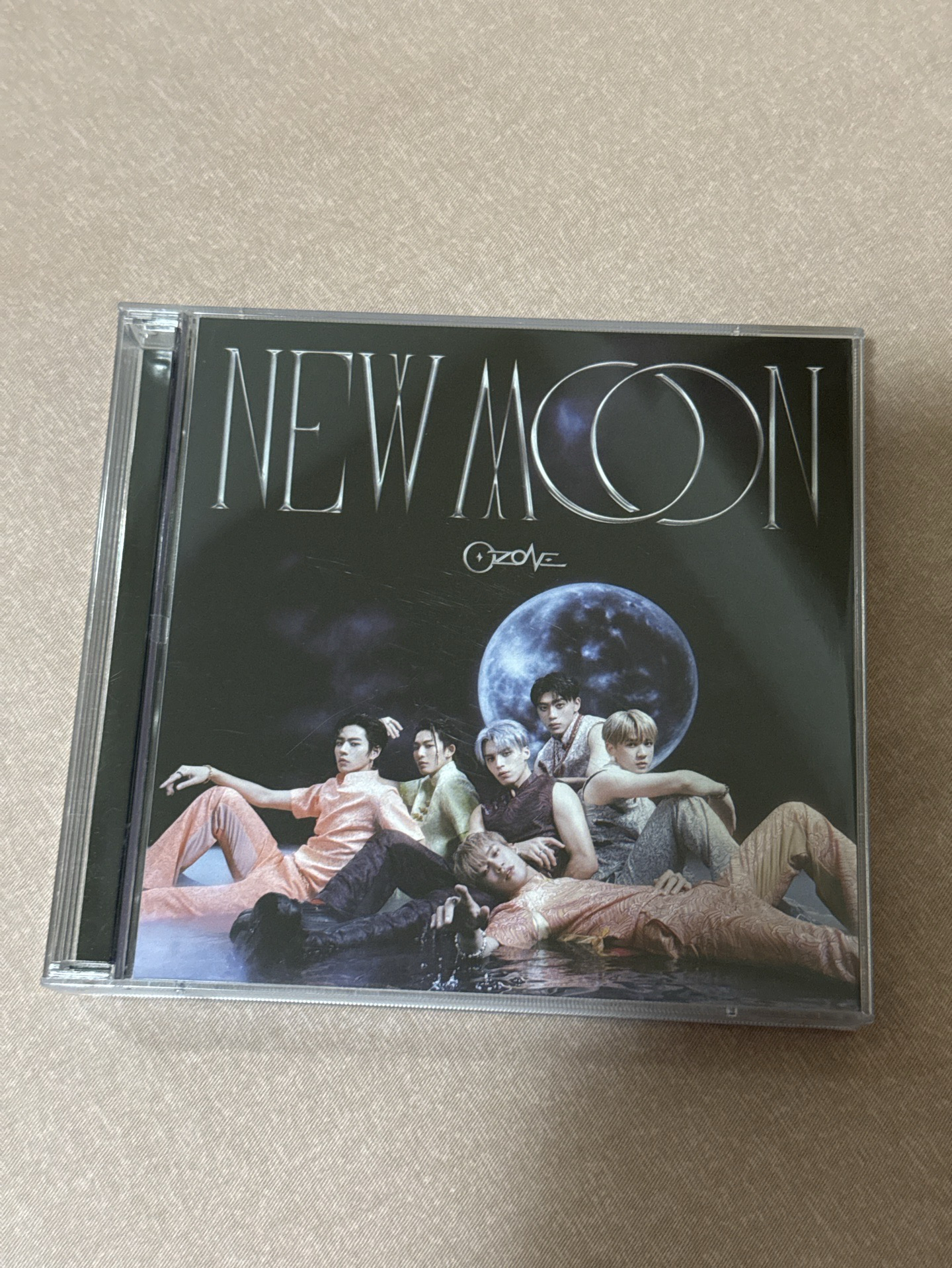 NEW MOON平裝版空專（無簽名）