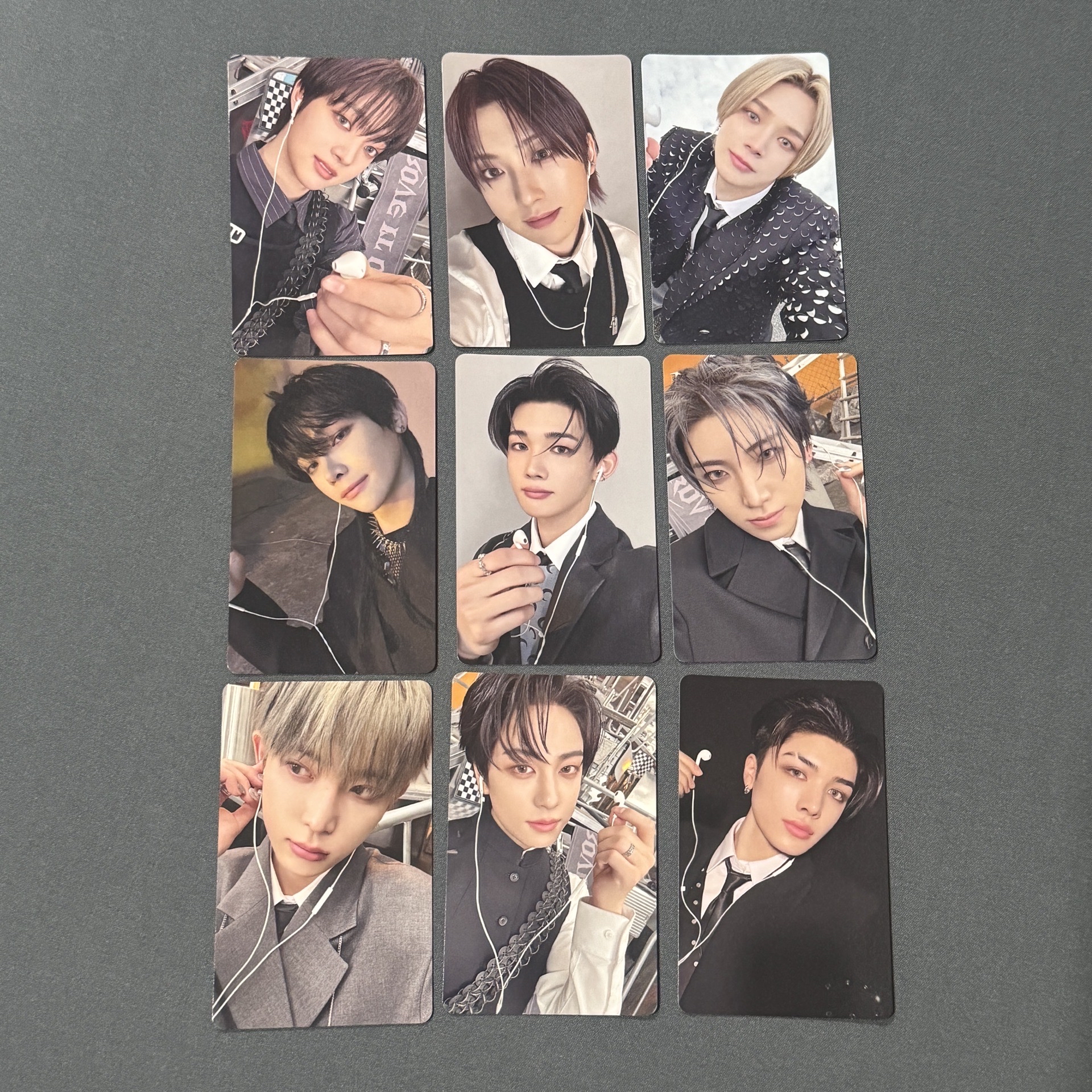 月狼與你一起聽音樂🎧