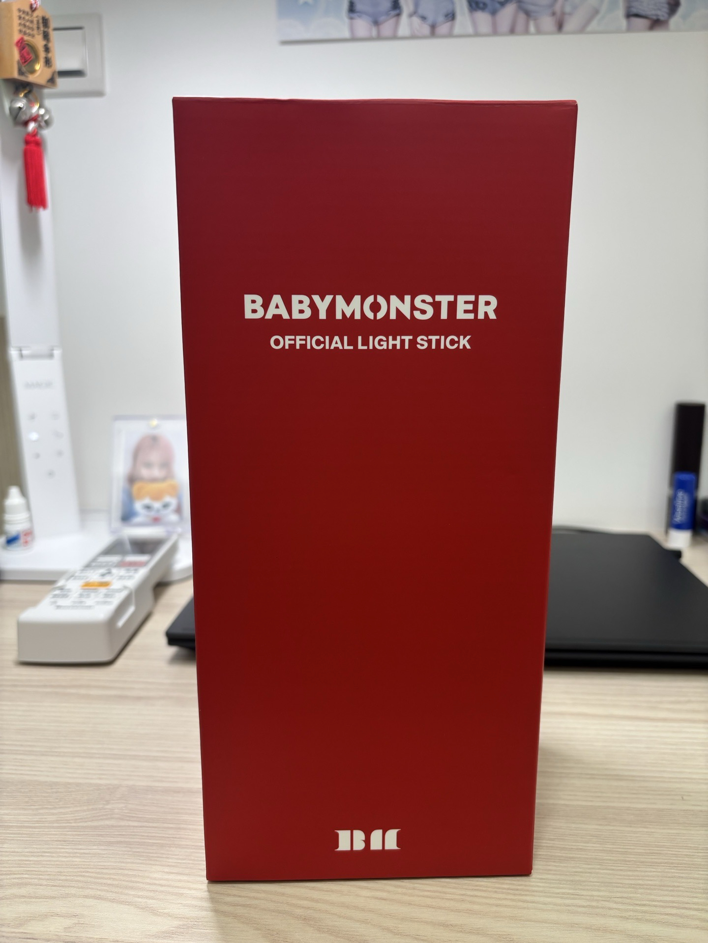 已拆 BABYMONSTER 手燈 有痕跡請看圖