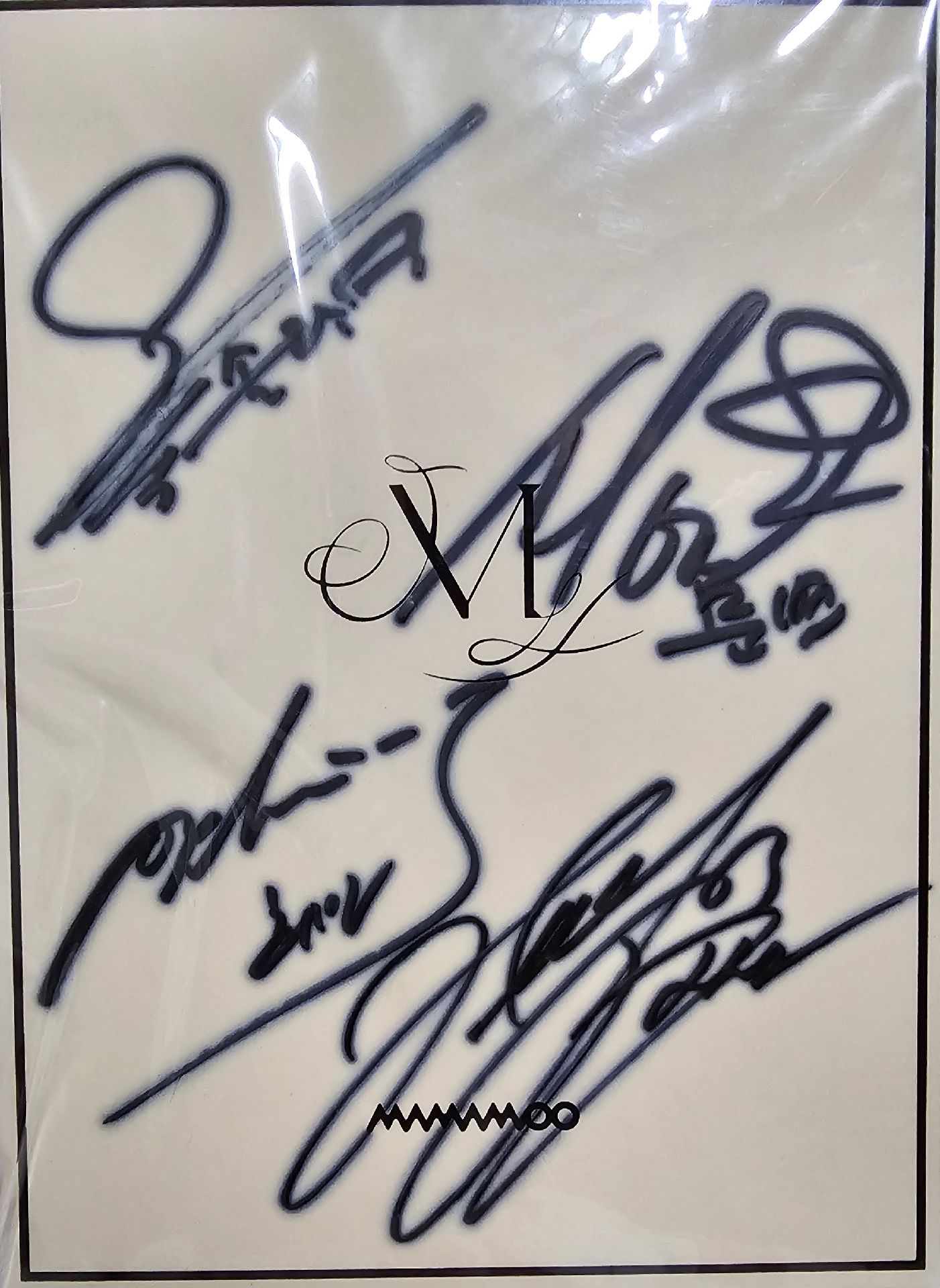 【MusicKorea 簽專】MAMAMOO 簽專 WAW Solar Wheein Hwasa Moonbyul