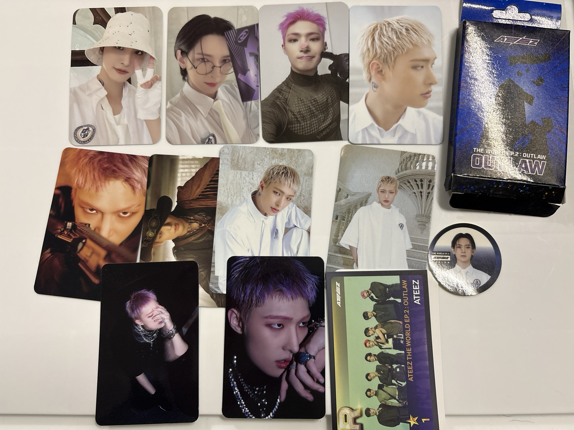 Outlaw 專輯卡 Platform ver.