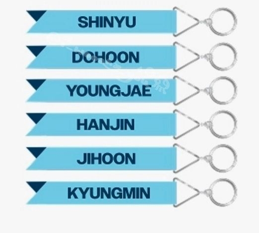 道勳＆韓振徽章