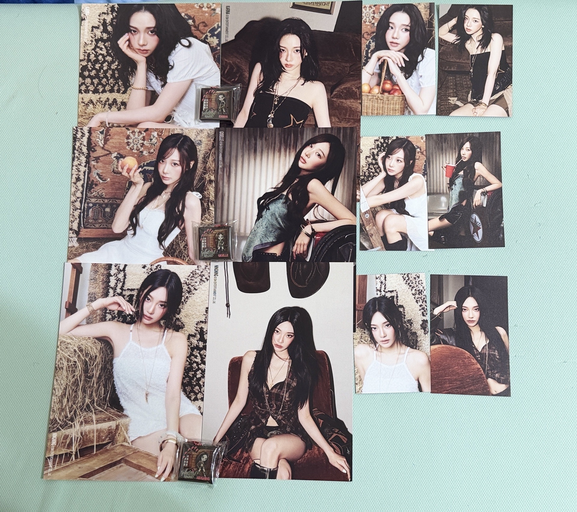 aespa 2026年曆拆售