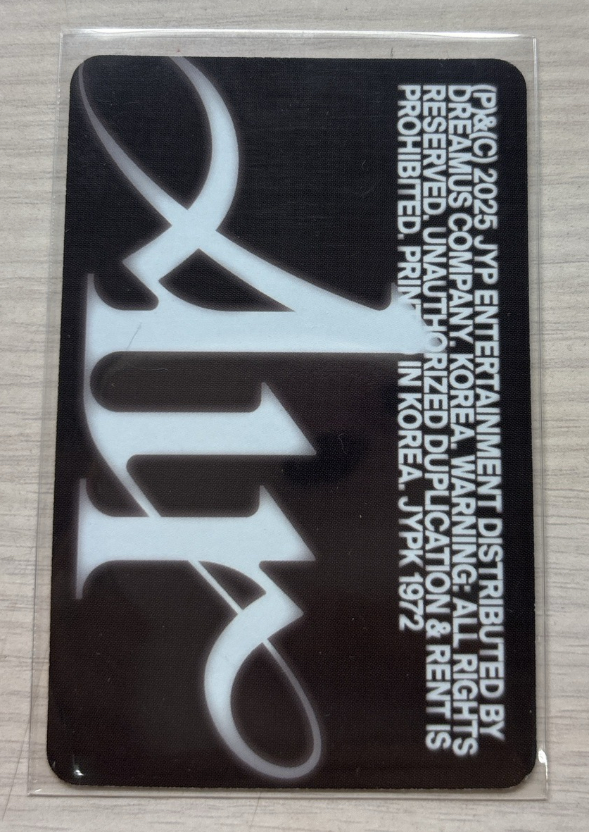 Itzy 禮志 Air 專卡 B ver.