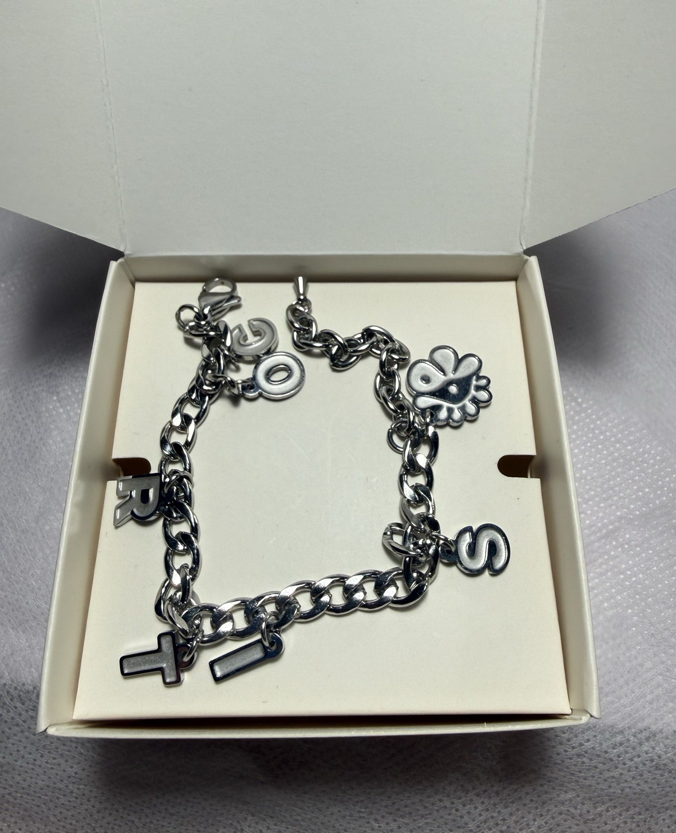 Cortis 手鍊（現貨、沒帶出去過）