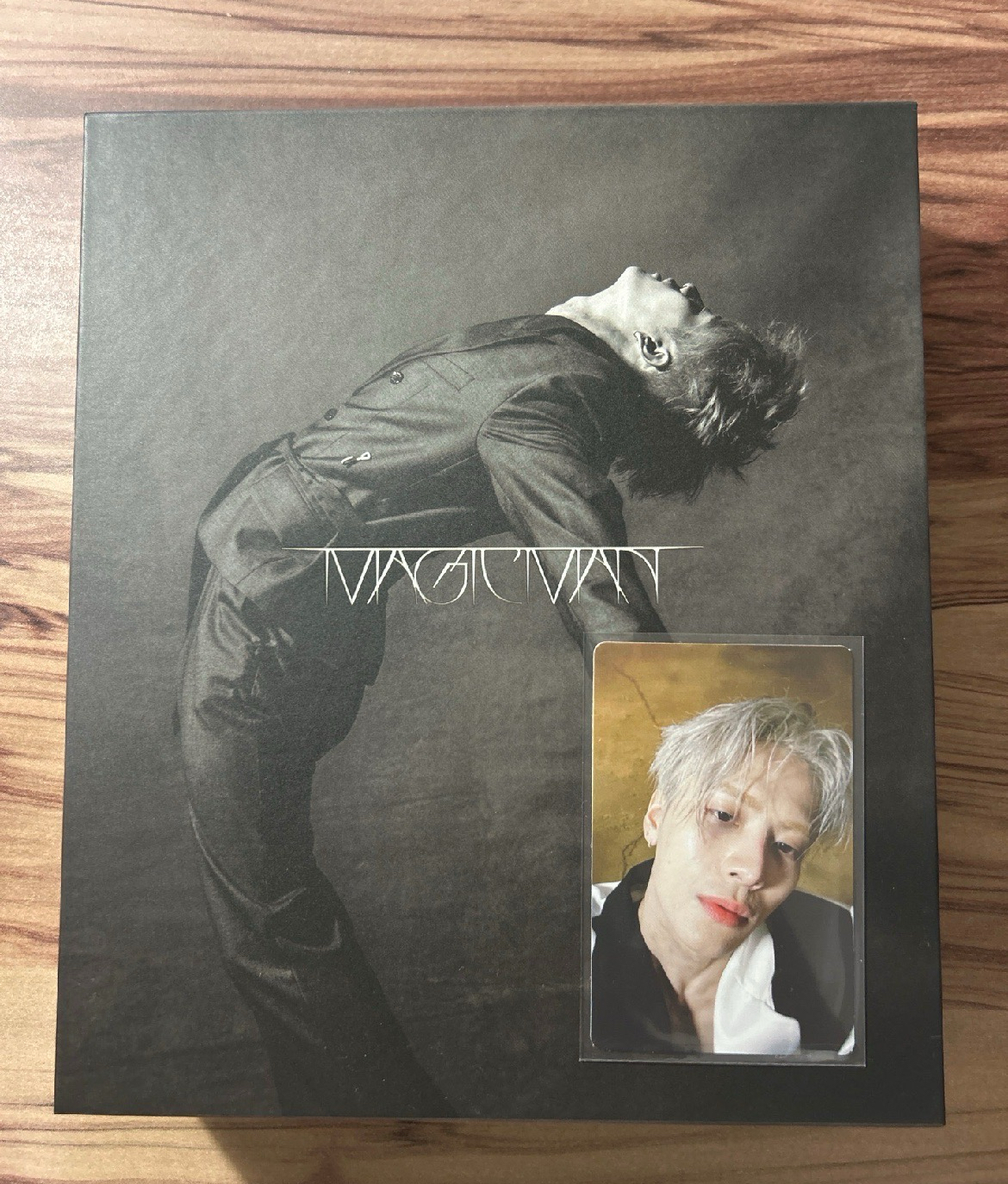 王嘉爾MAGICMAN1黑版（僅有圖上這張卡）