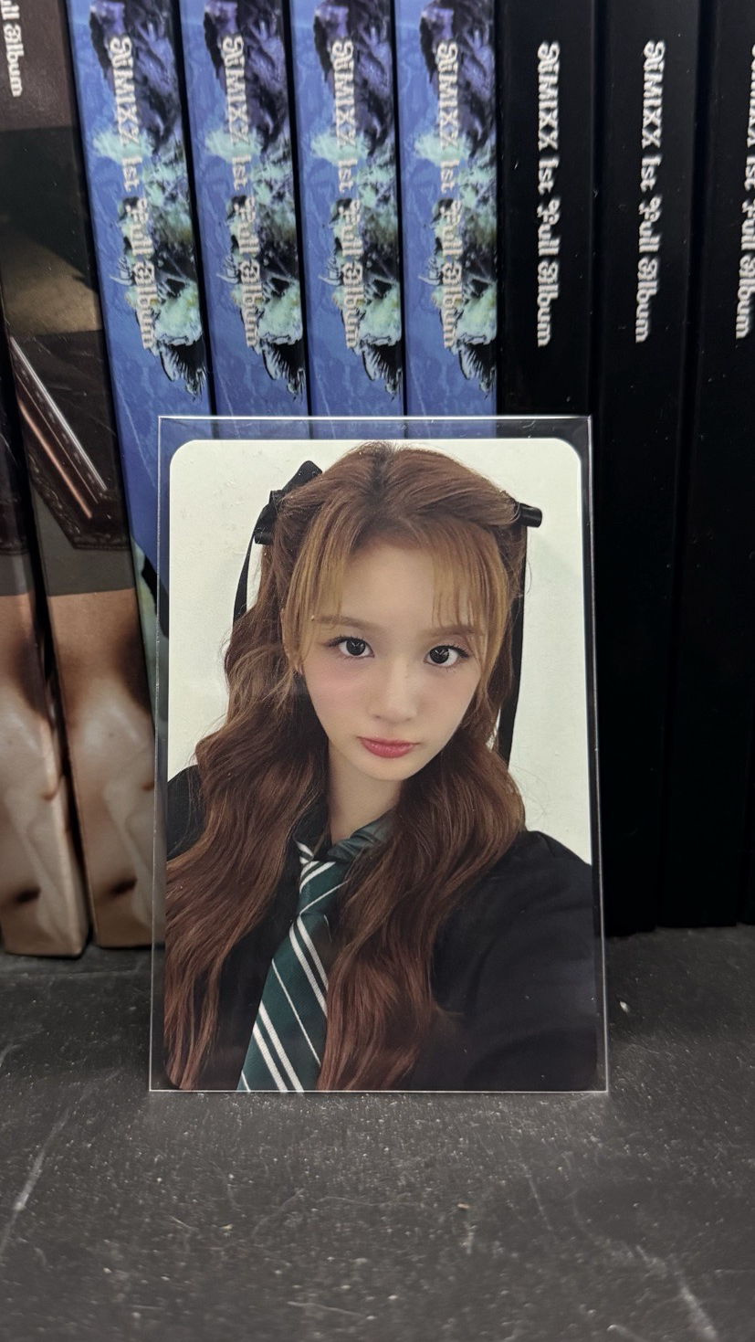 nmixx哈利波特個簽薛