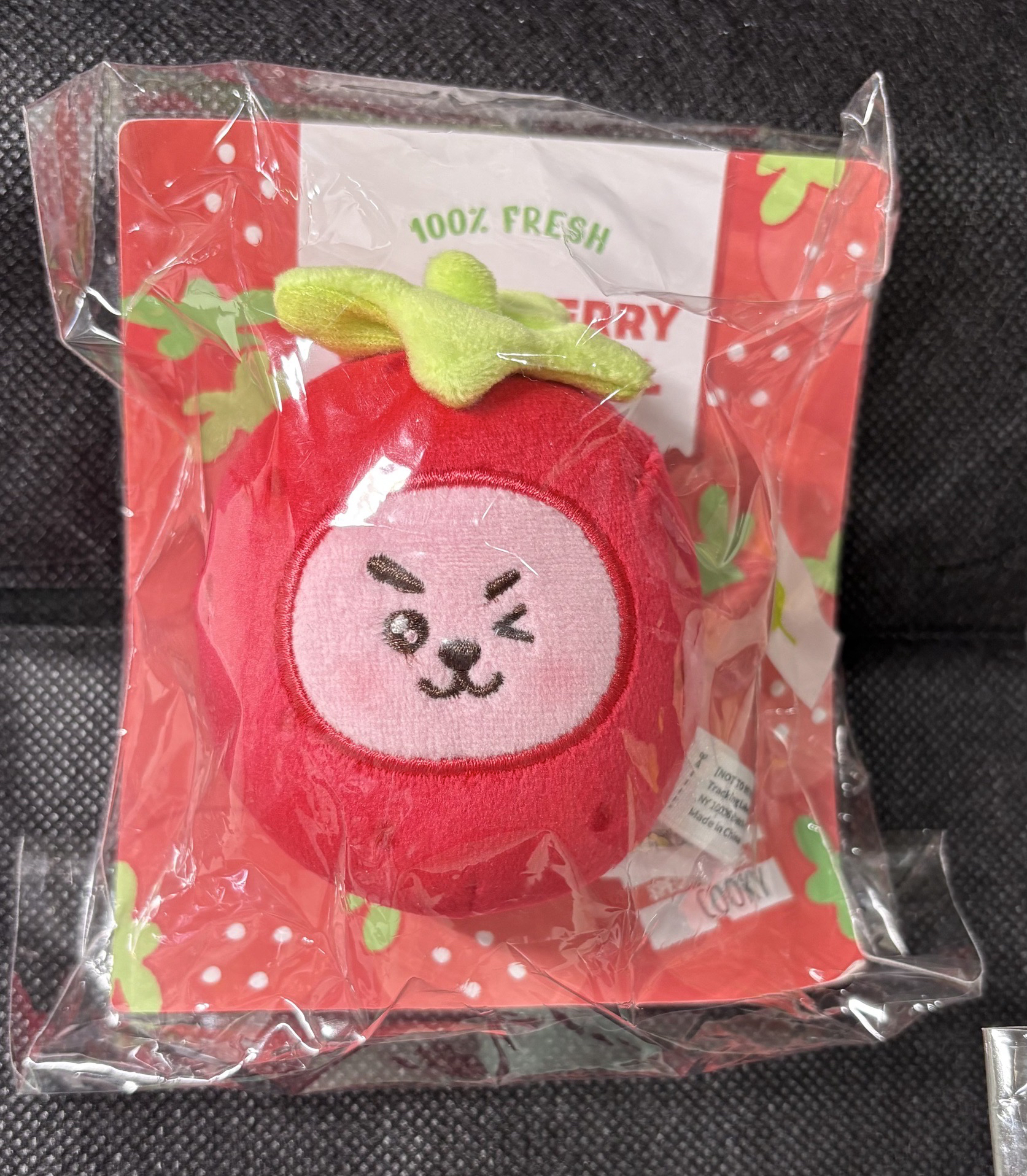 現貨～BT21草莓壓力球 Cooky