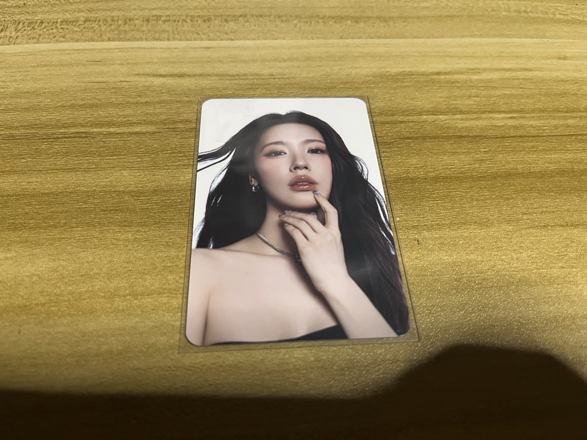 （🏰現貨）I-dle 世巡 隨機卡 薇娟