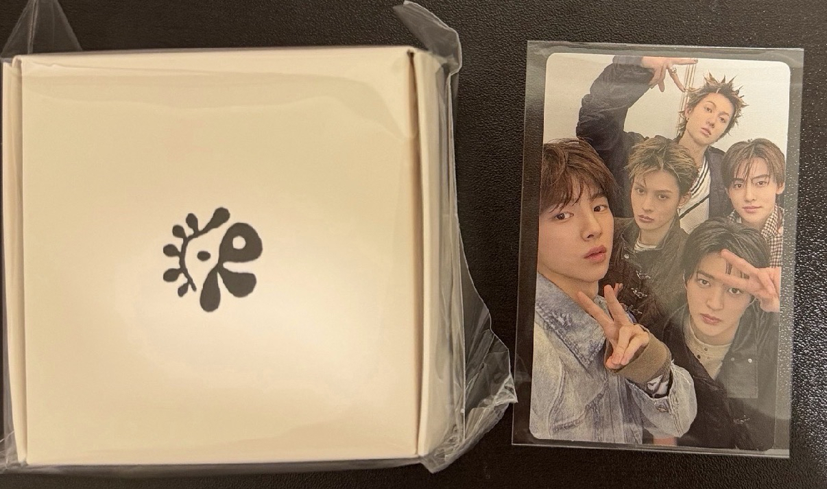 CORTIS手鍊+AAA團卡+雜誌兩本