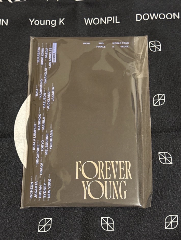 Forever Young Finale 票卡組 YoungK 永晛（全新未拆）
