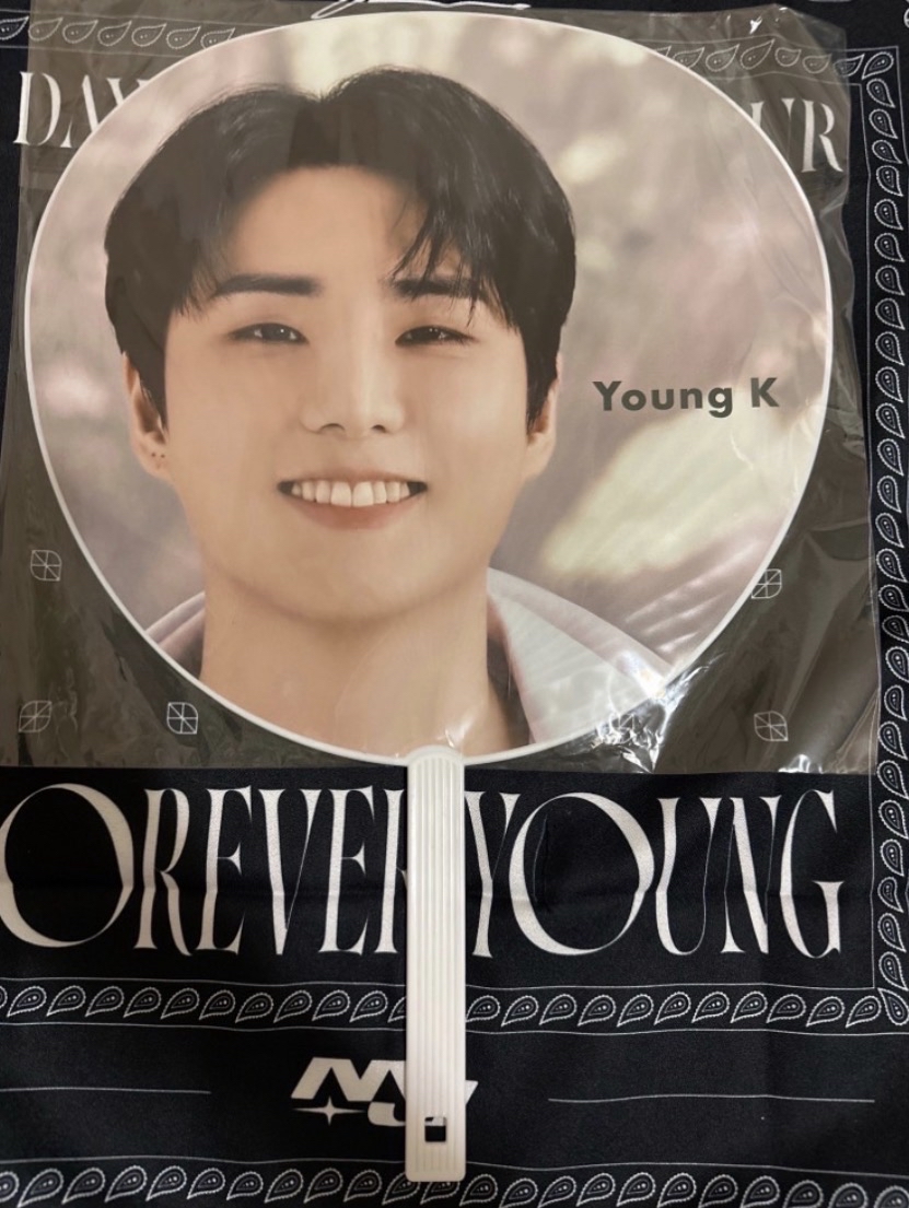 日周 永晛大扇子（全新未拆）