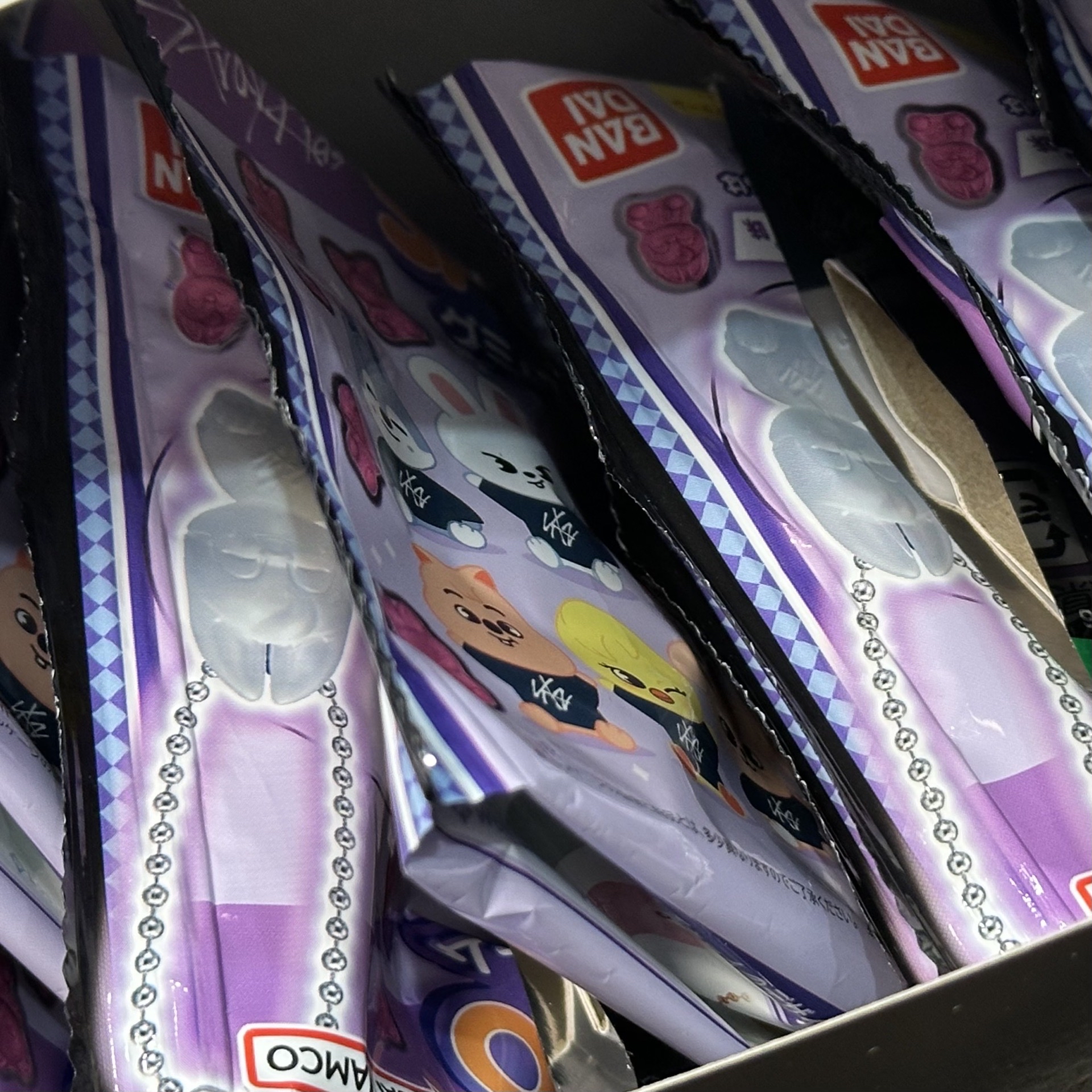 萬代 skzoo軟糖吊飾 確認款 含軟糖