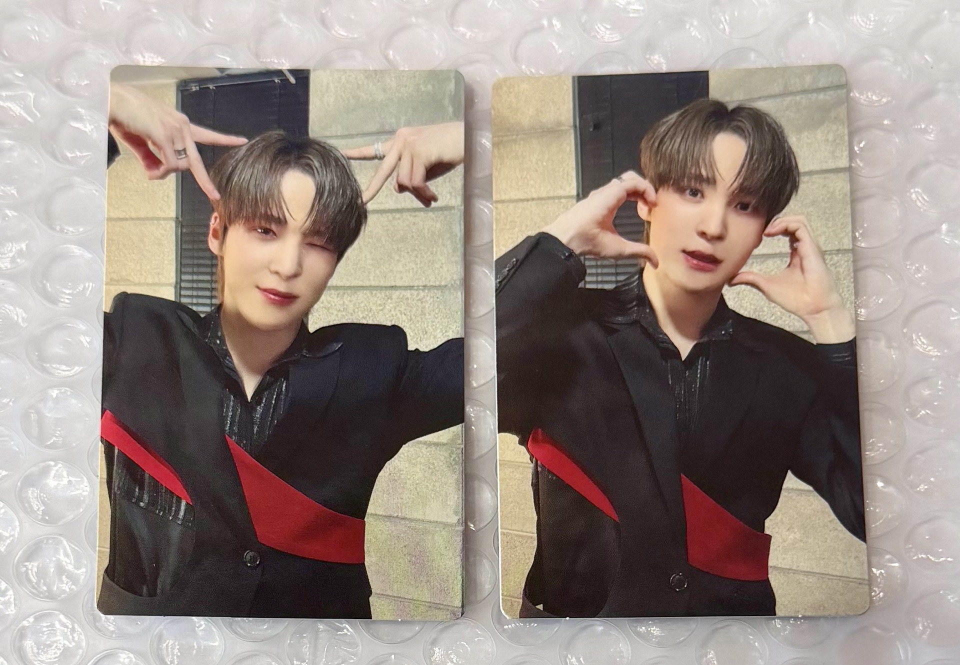 黑西裝 貓耳潤 臉頰愛心潤