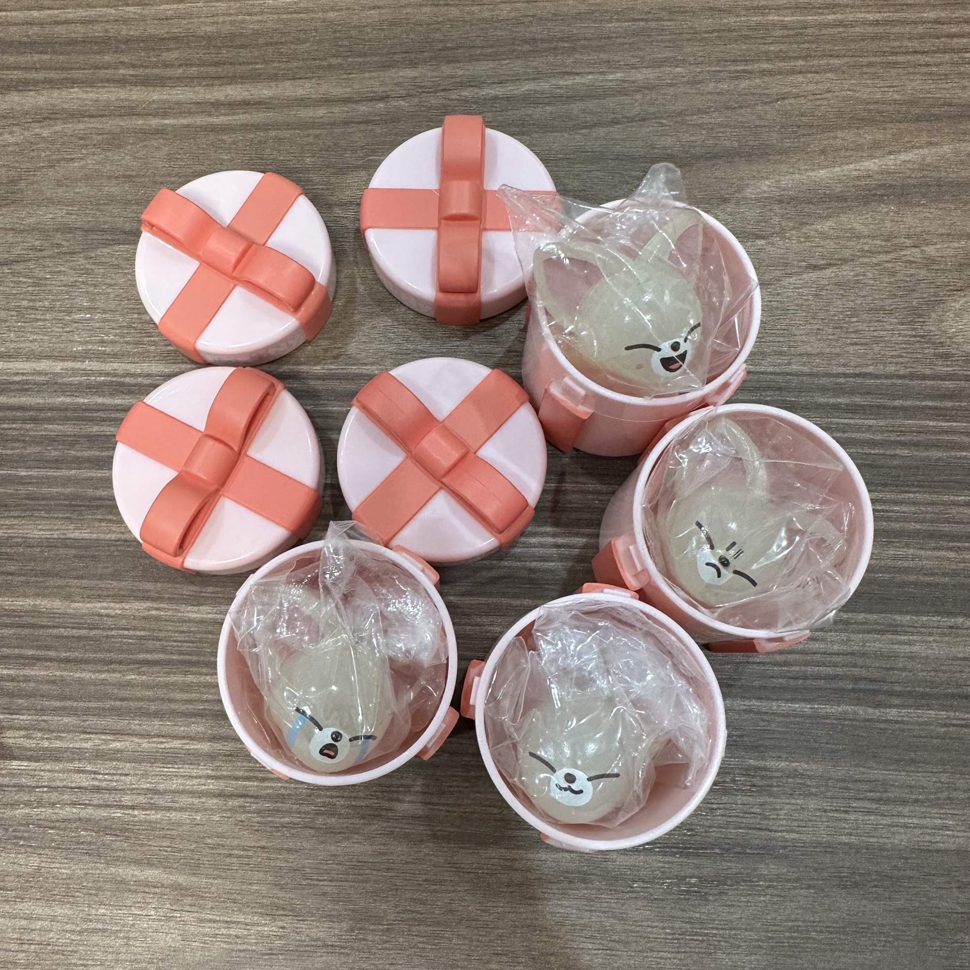 萬代 扭蛋戒指 禮物盒 🦊 🥟