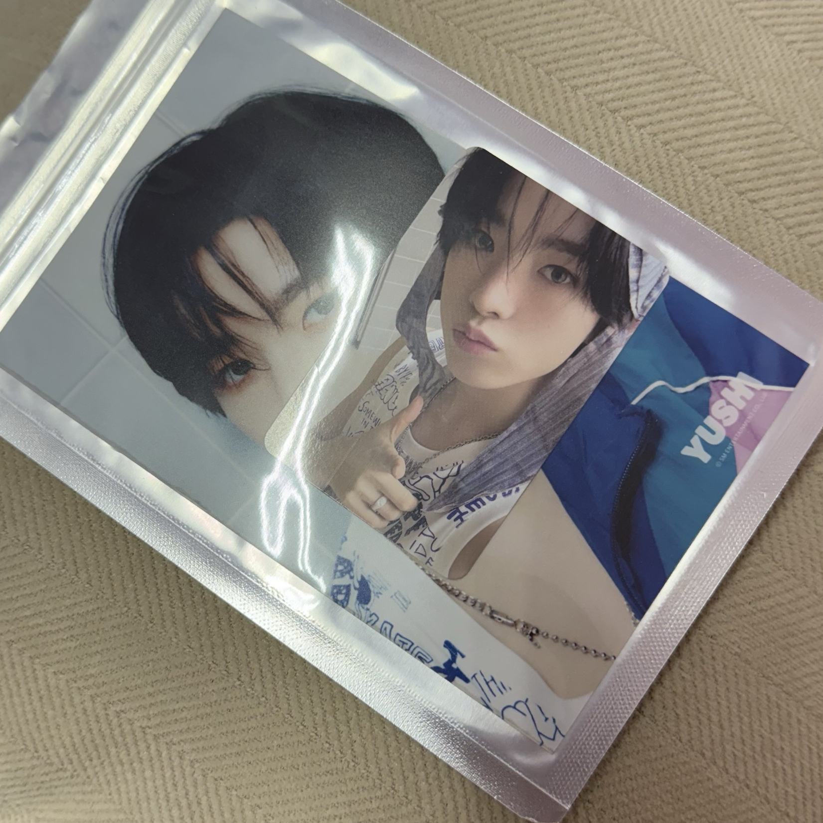 yushi poppop快閃旋轉立牌、明信片組