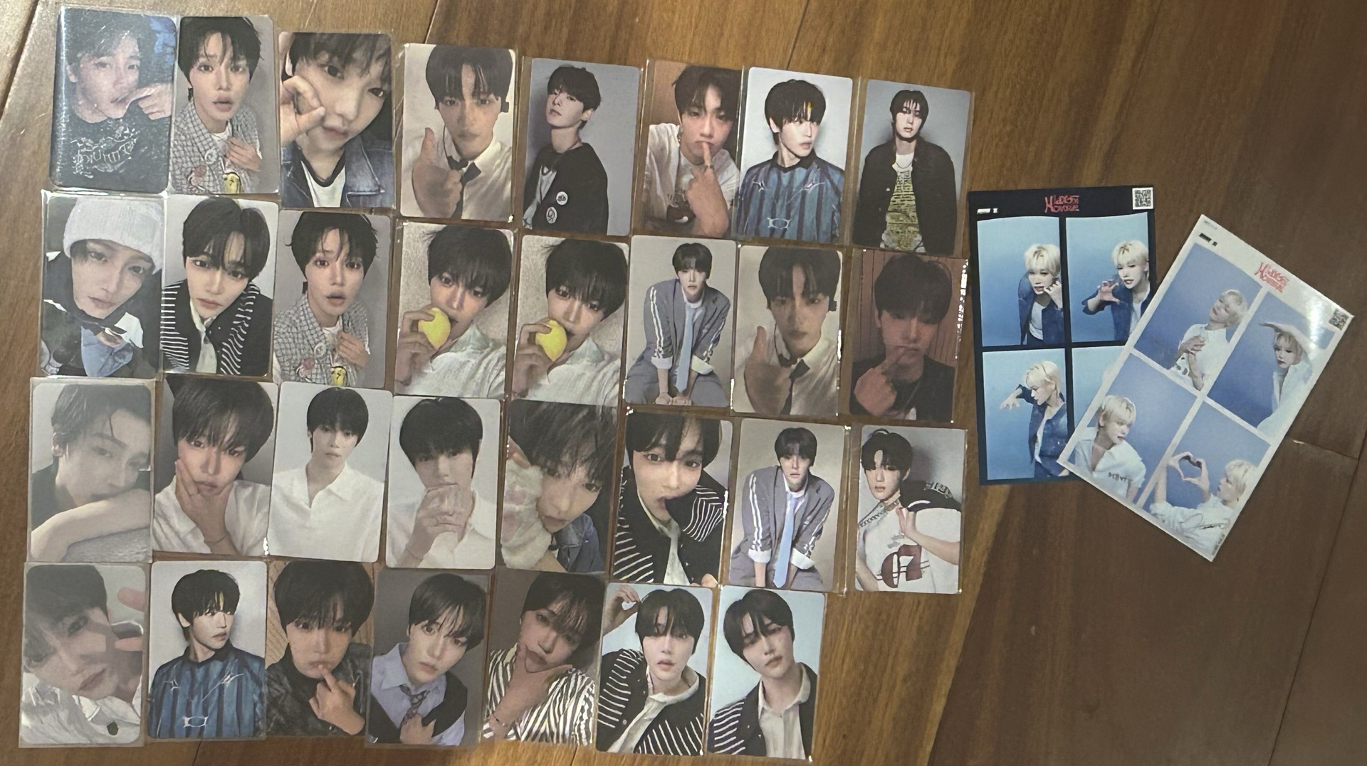 小卡+相機兩圖一起售