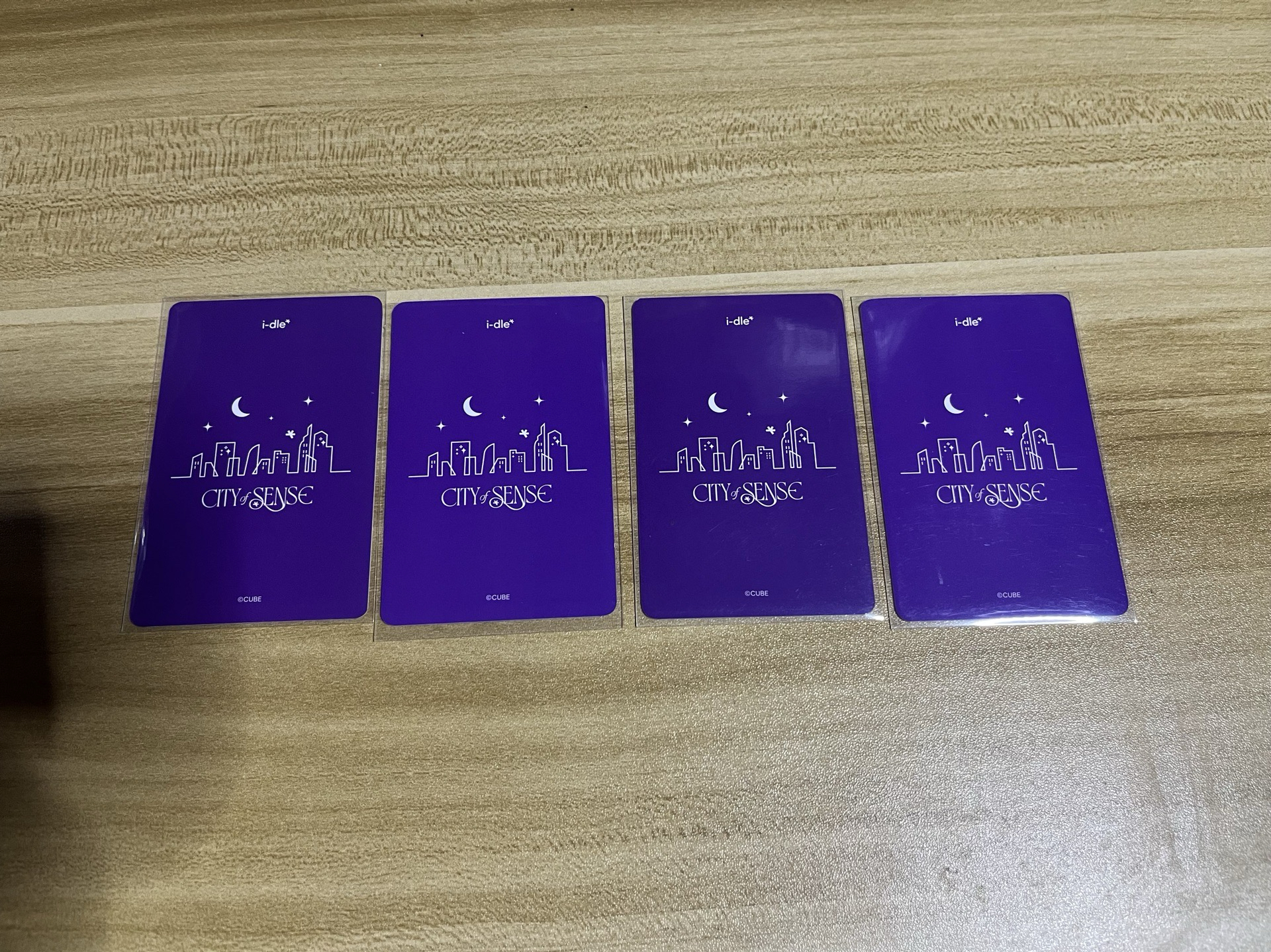 (🏰現貨）I-dle 韓國展覽 隨機卡包 