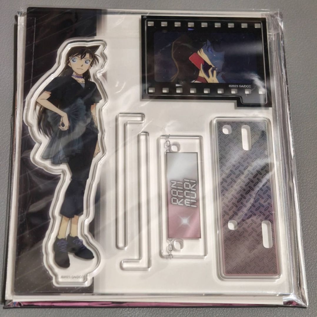 小蘭黑鐵的魚影壓克力立牌