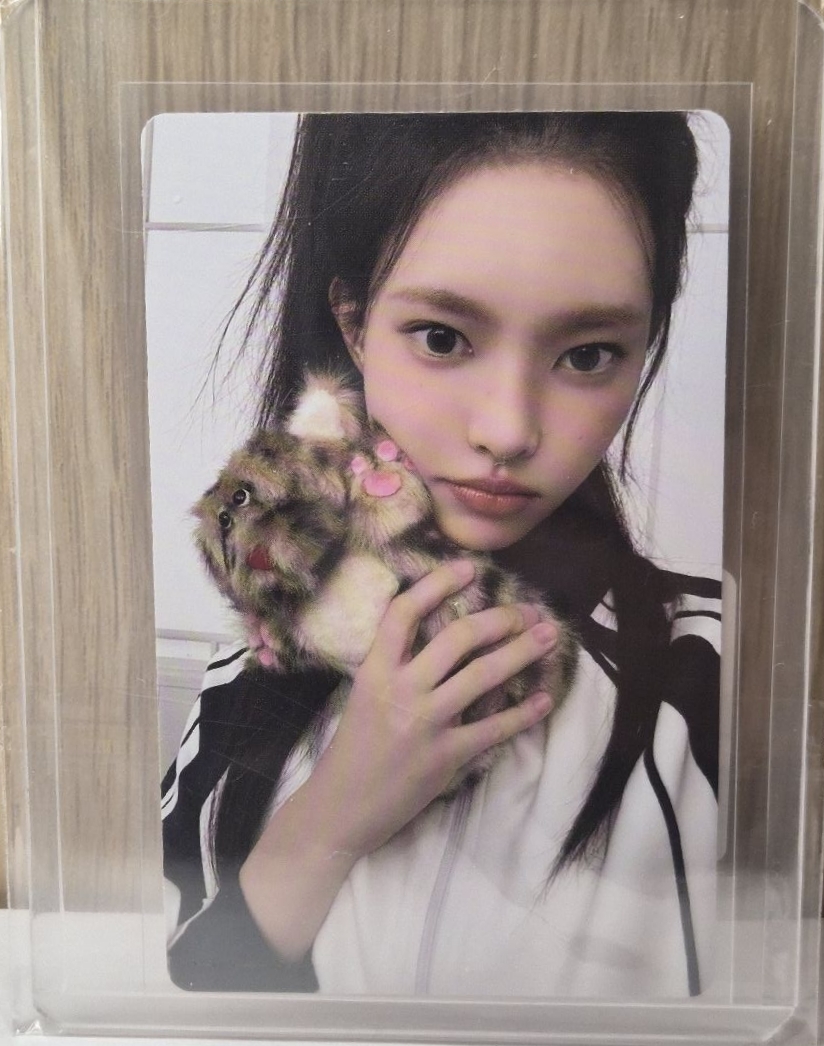 ILLIT 迷一 SUPER REAL ME WVS專 專卡 YUNAH