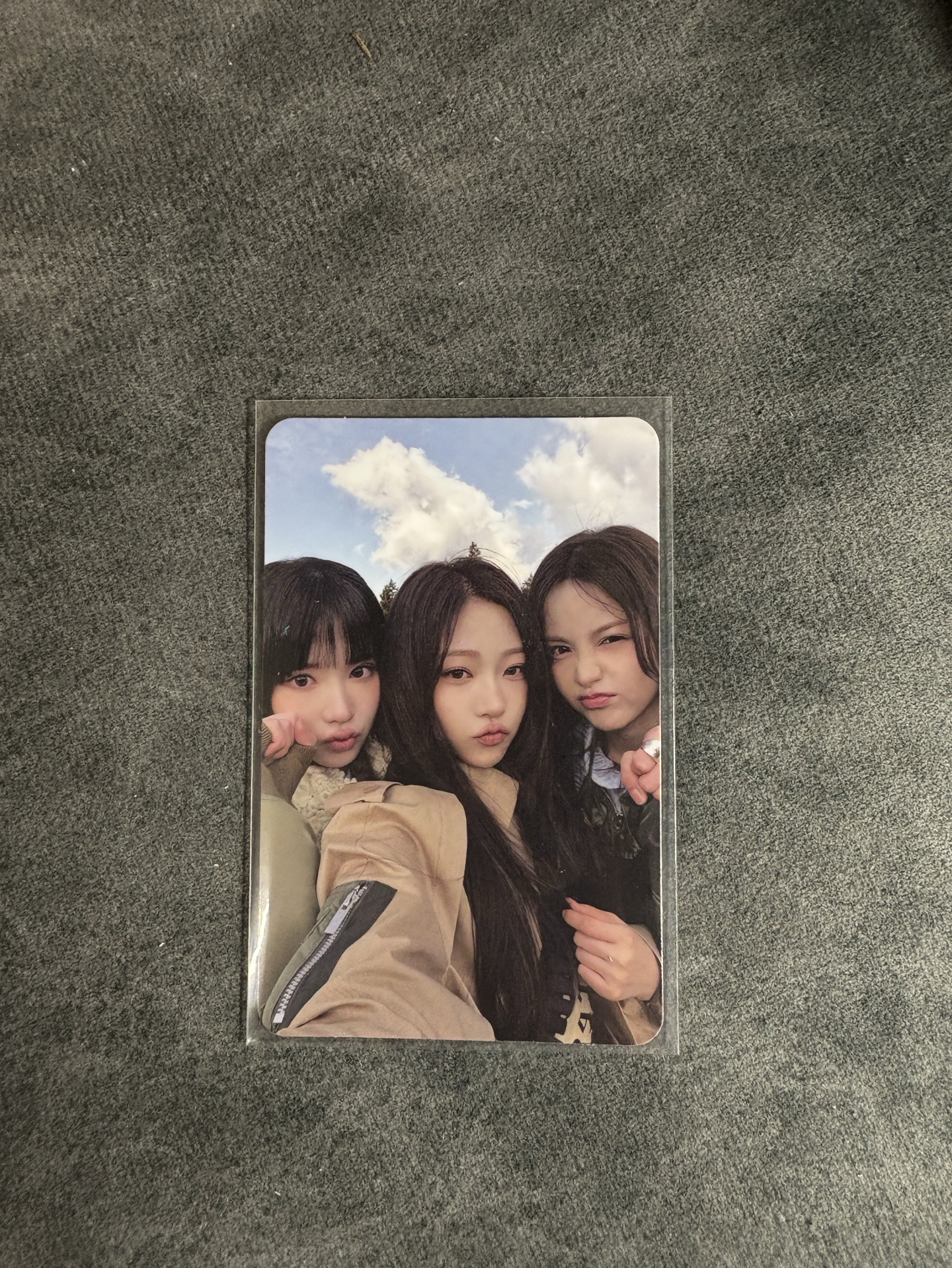 h2h jiwoo、stella、卡門合照