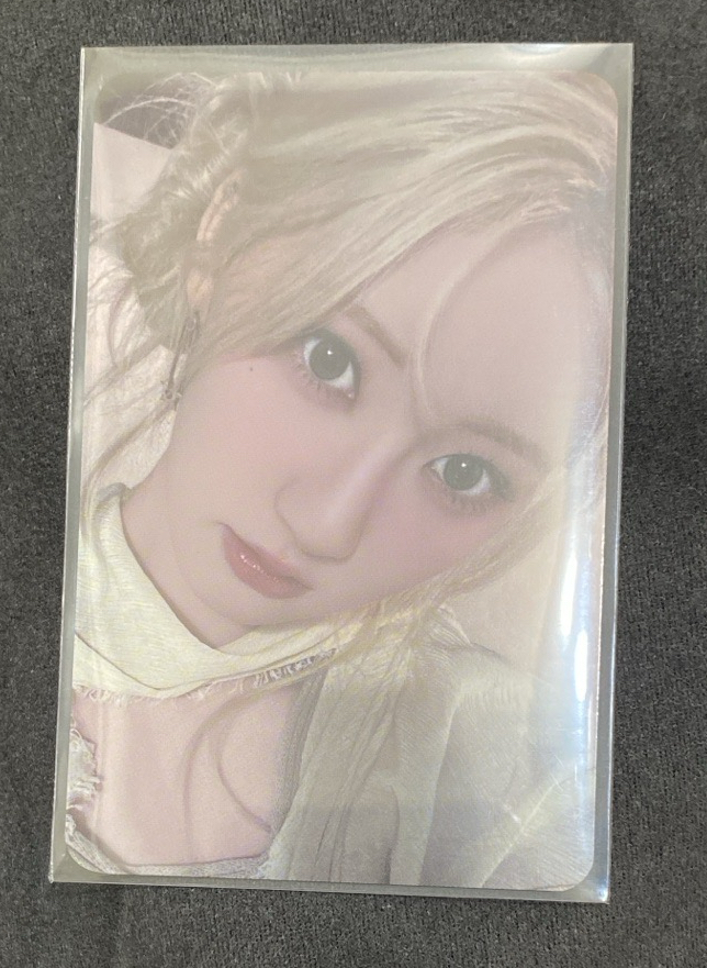 一週年寫真書 yg 線下 特典卡 Rami