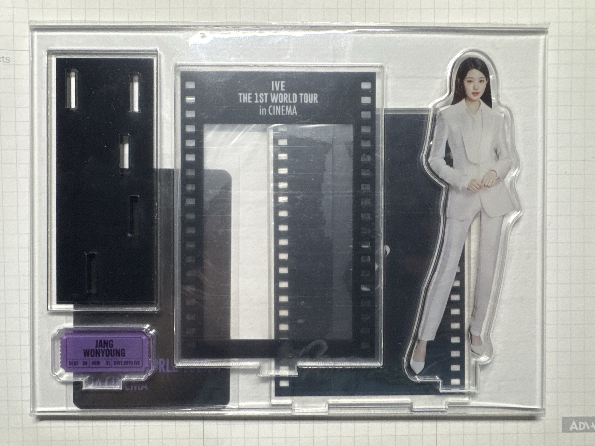 世巡電影 快閃立牌員 全新未拆