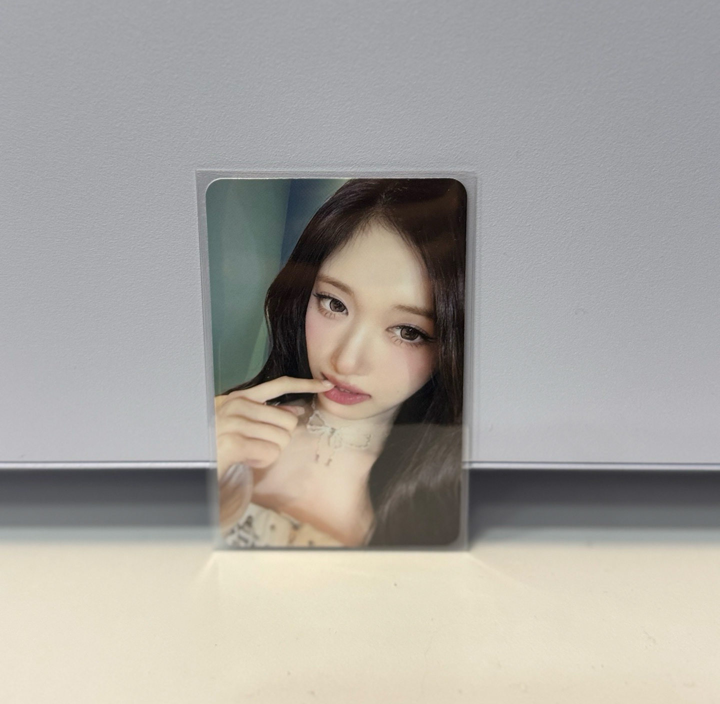 IVE 瑞寶 咬手指 