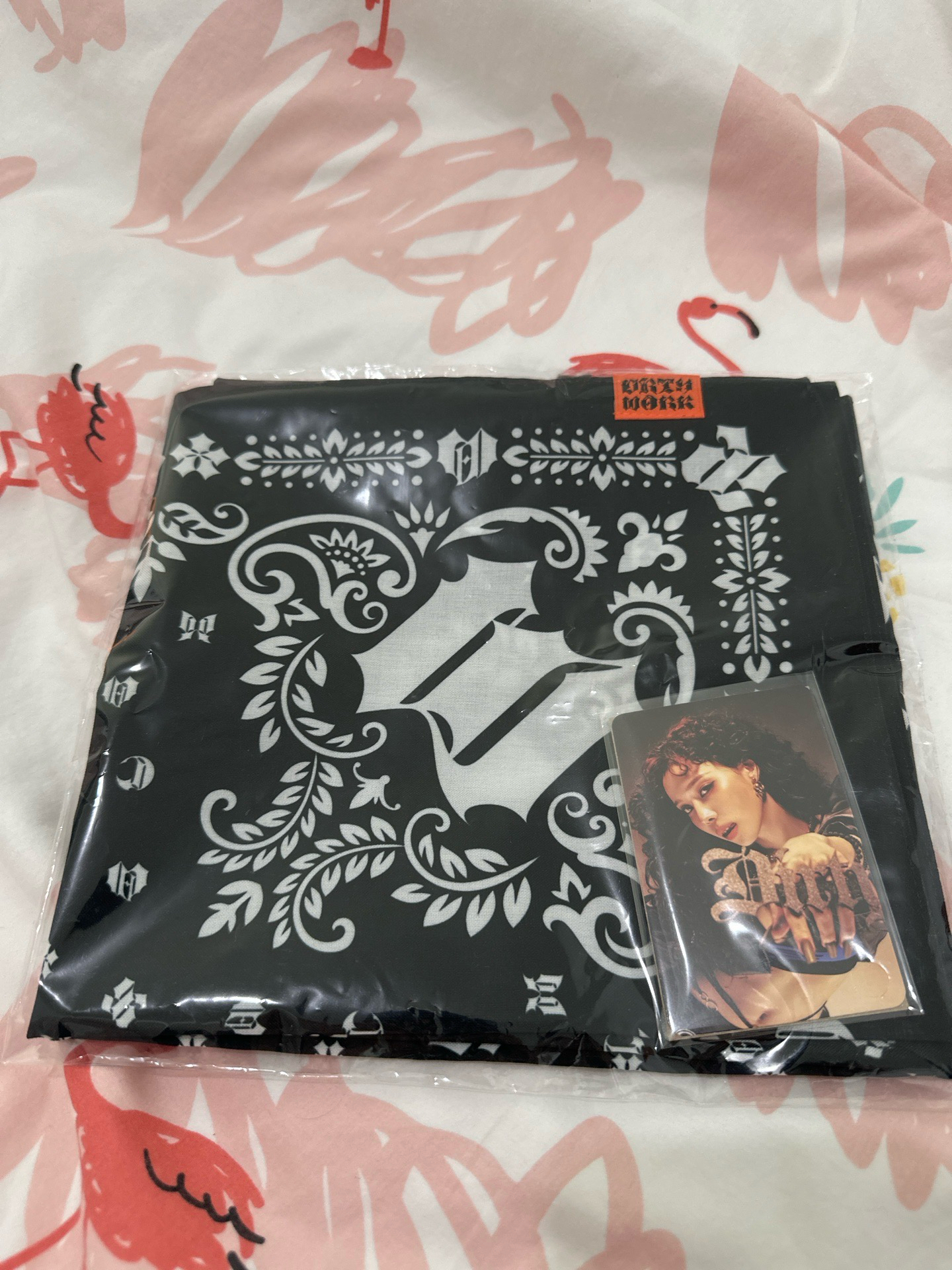 Dirty Work 手帕 頭巾-winter（含卡）全新未拆