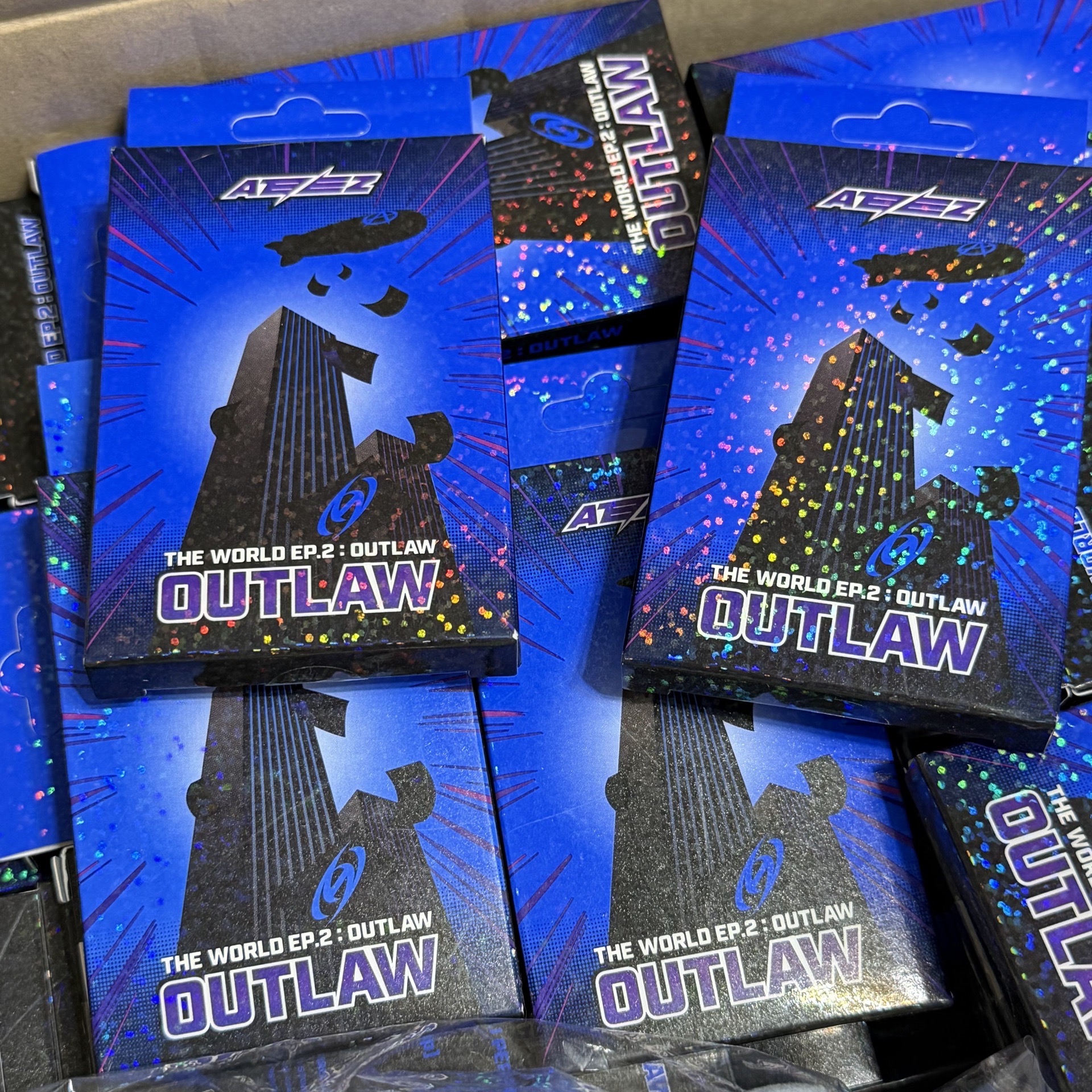 未拆outlaw 電子專 小卡磚